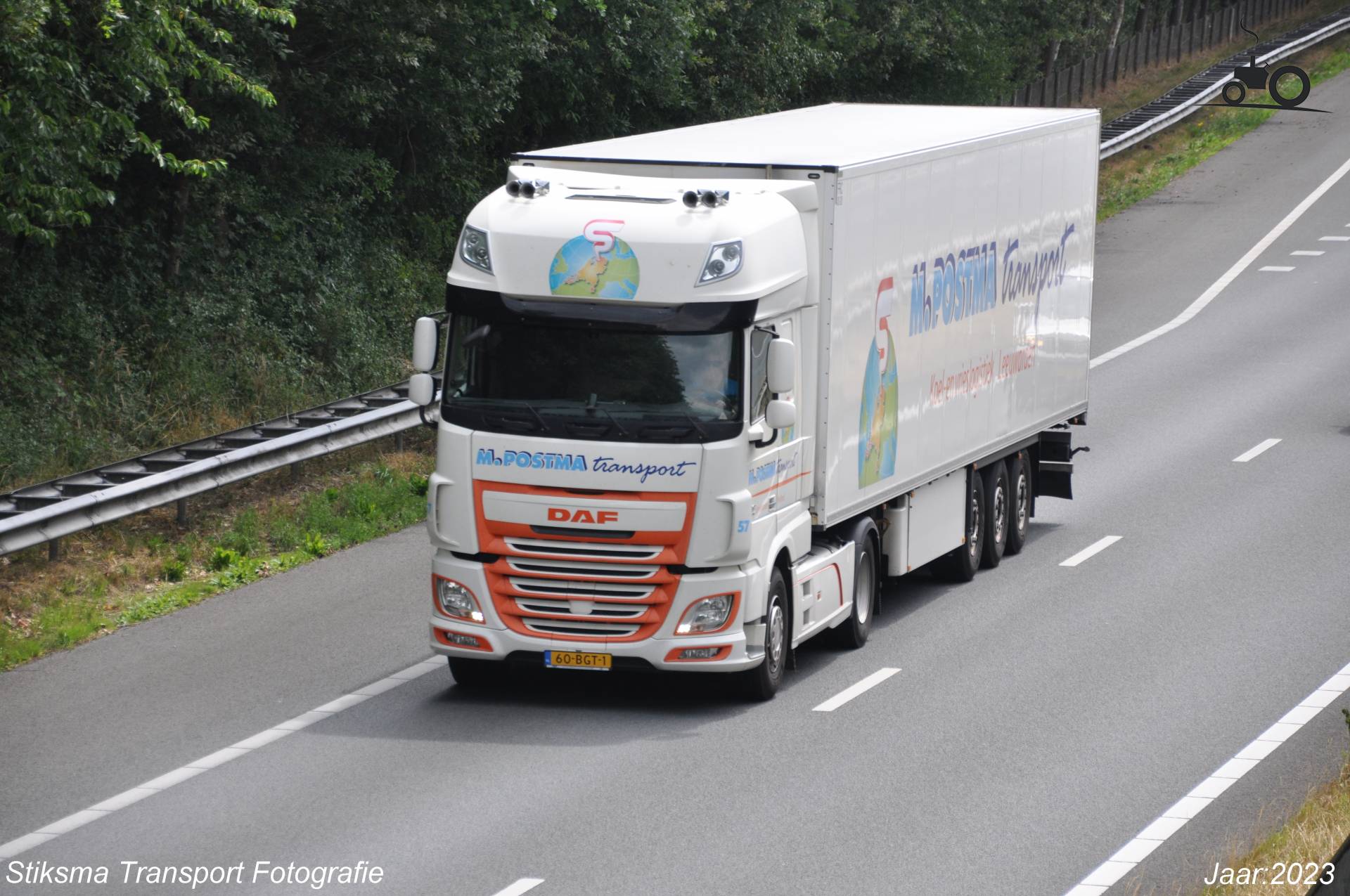 Foto DAF XF Van M Postma Transport TruckFan