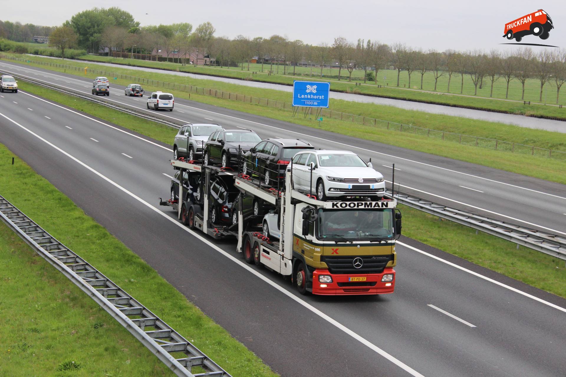 Foto Mercedes Benz Actros MP2 Van Koopman Autotransport B V TruckFan