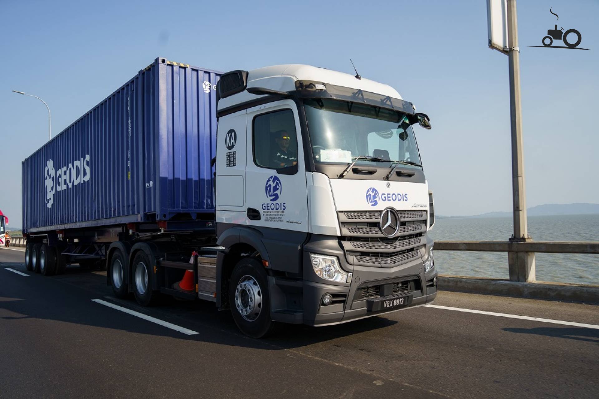 Foto Mercedes Benz Actros Mp Van Geodis Logistics Netherlands B V