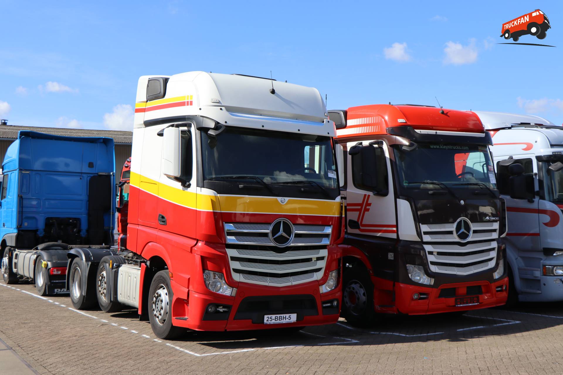 Foto Mercedes Benz Actros MP4 Van Simon Loos Bv Tiltrans Noord B V