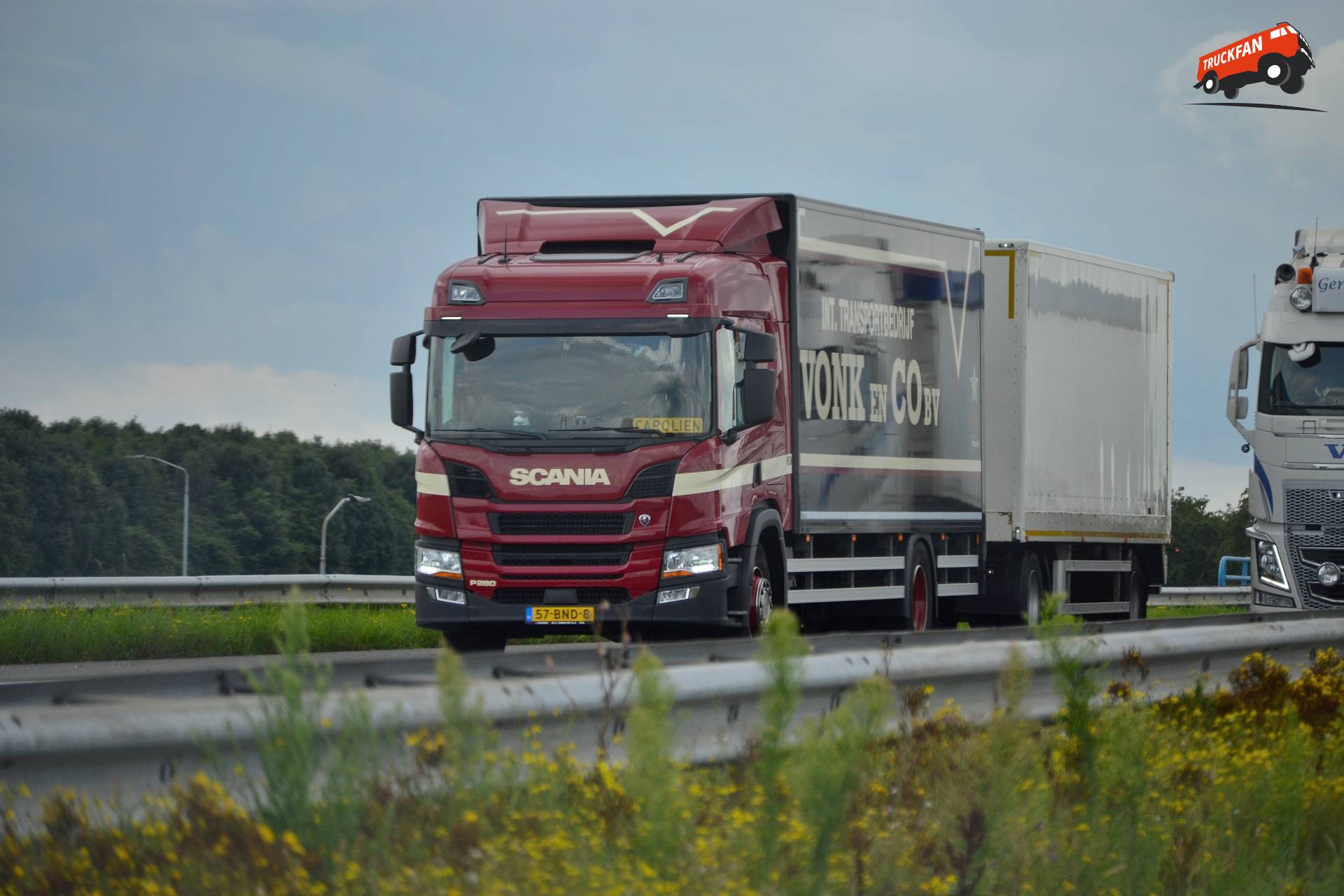 Foto Scania P280 Van Internat Transportbedr Vonk En Co B V TruckFan