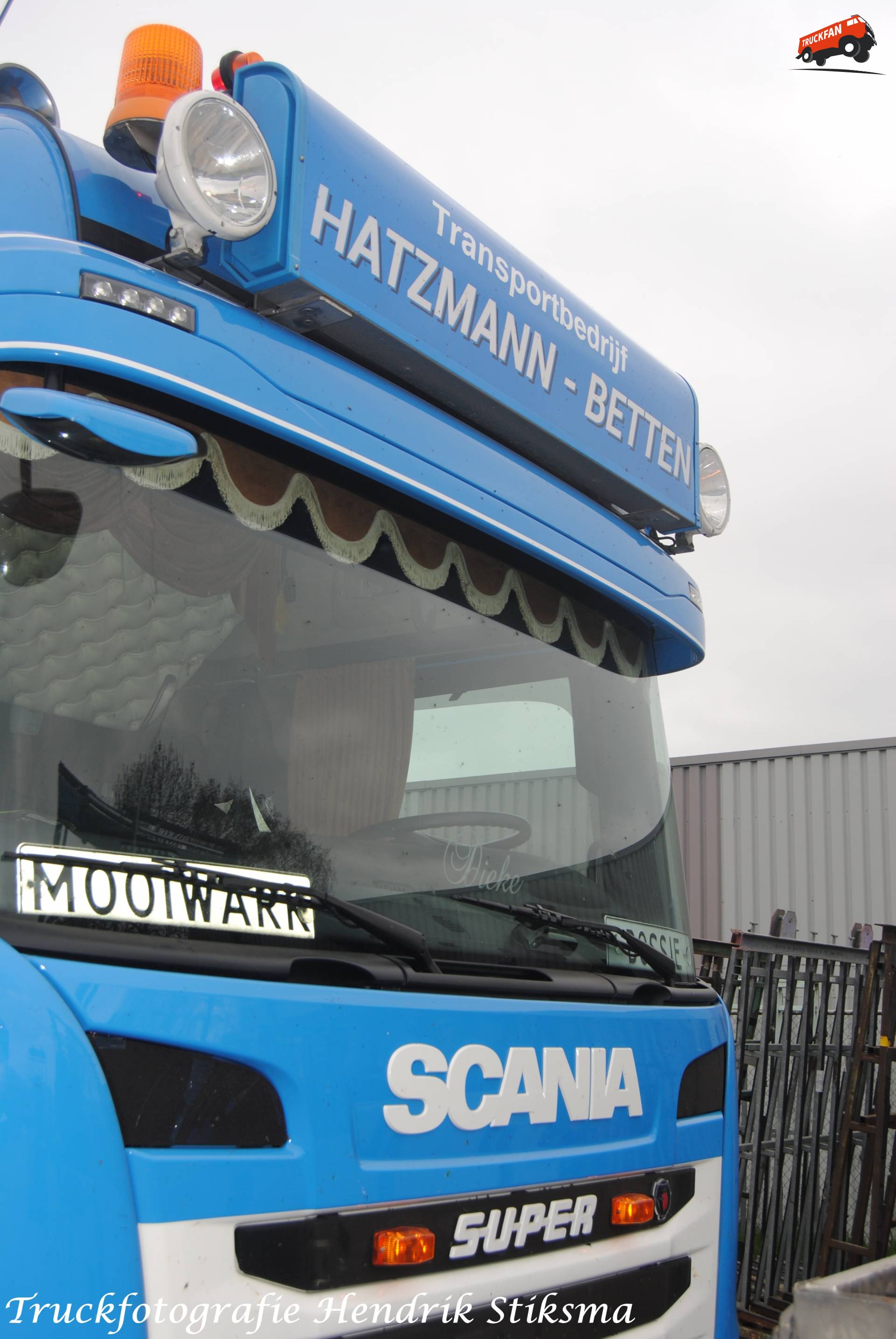 Foto Scania R Van Hatzmann Betten Truckfan