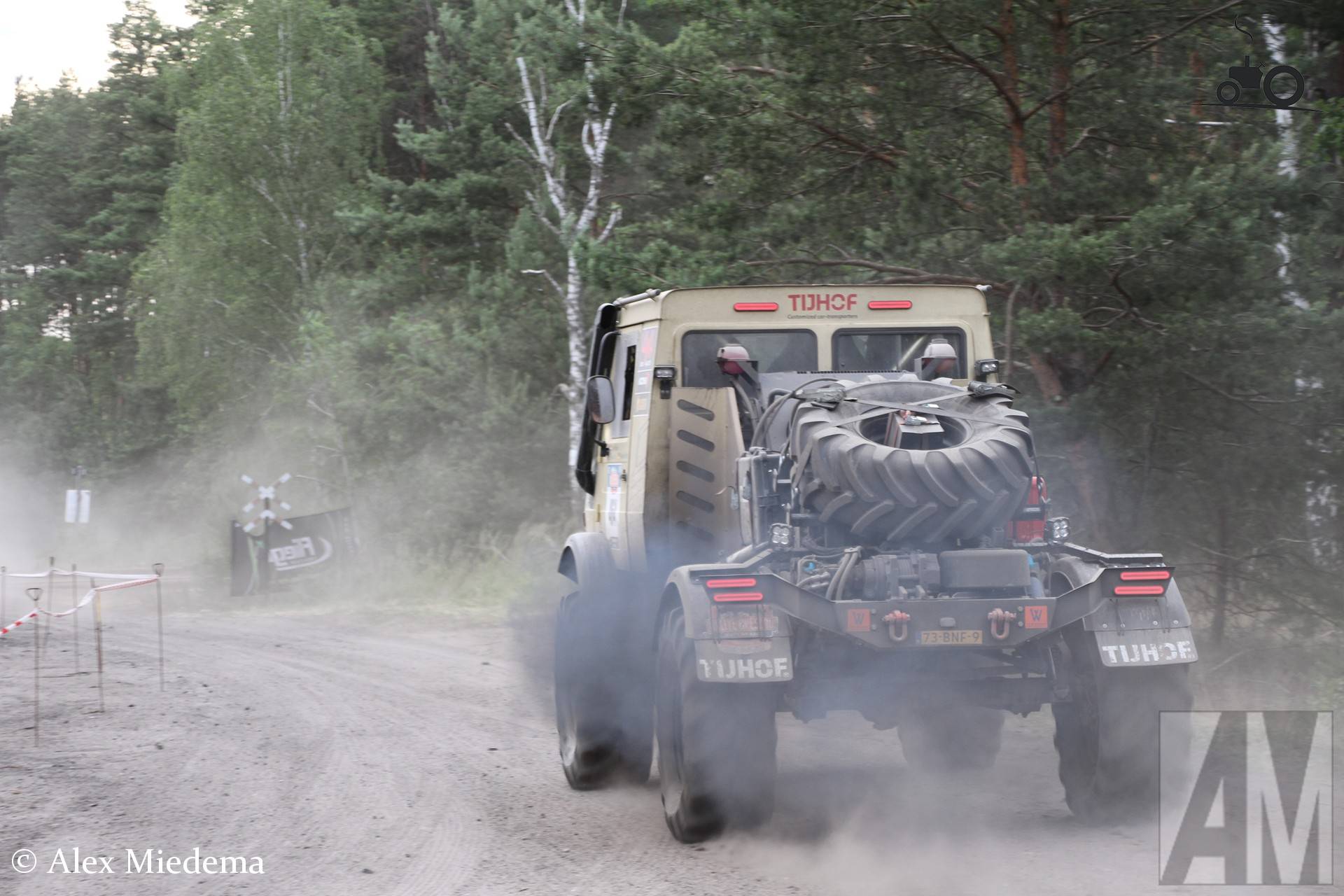 Foto Unimog eigenbouw van Rally team Goldständer TruckFan