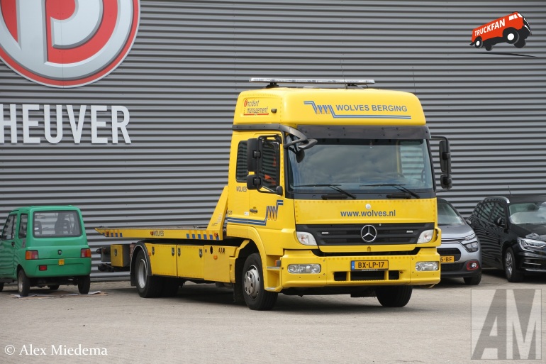 Foto Mercedes Benz Atego Mp Van Wolves Autoberging B V Truckfan