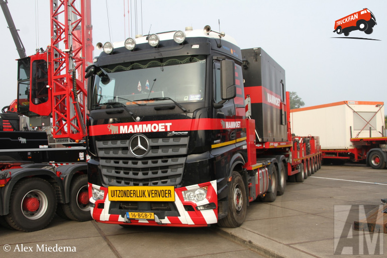 Foto Mercedes Benz Arocs Van Mammoet Nederland B V Truckfan