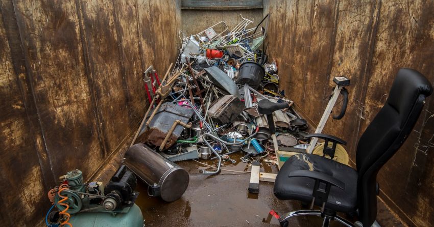 Achterhoekse afvalverwerker doet dingen ‘illegaal’ en moet deuren sluiten van gemeente