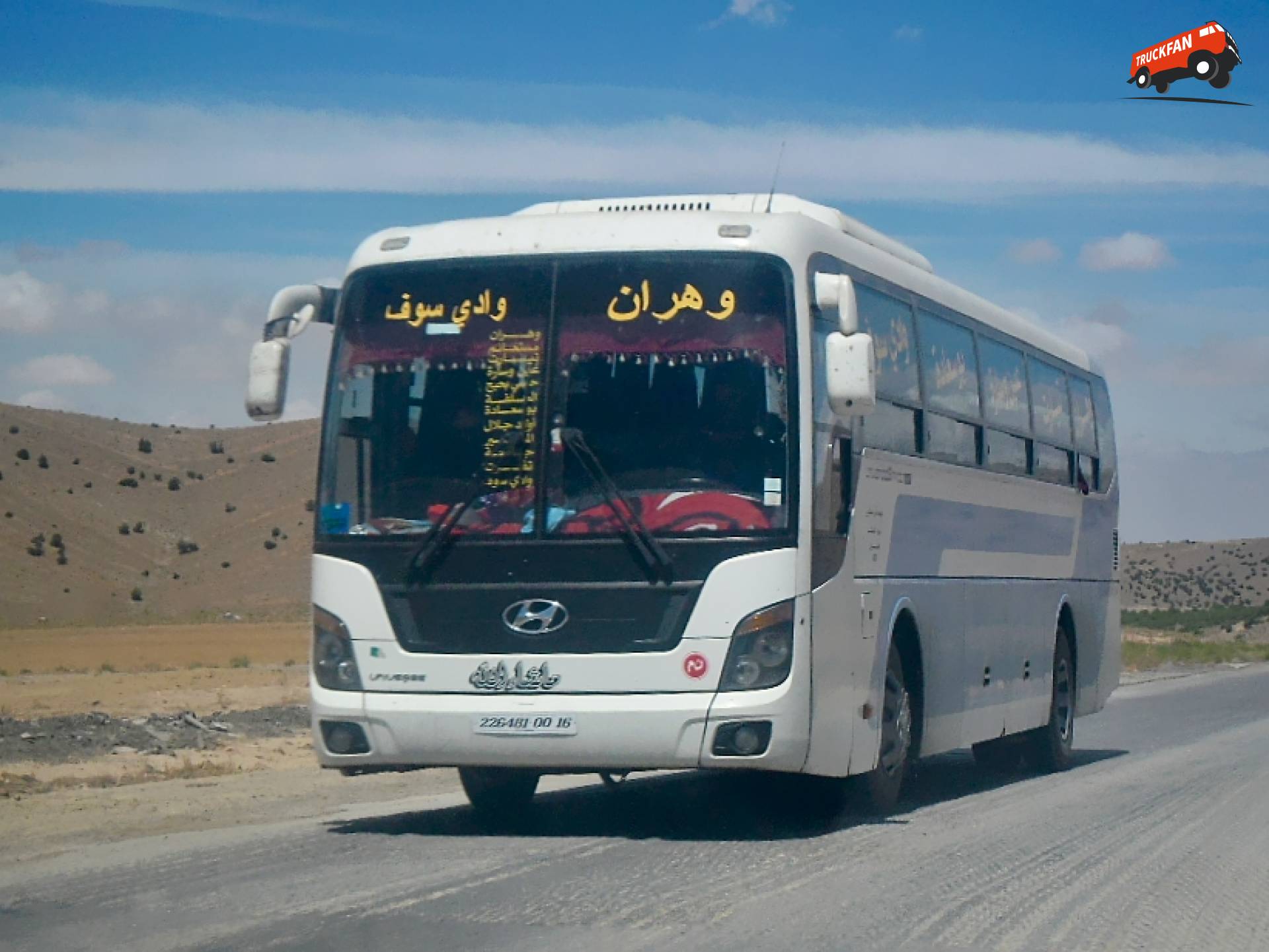 Hyundai Universe Bus in Algerije