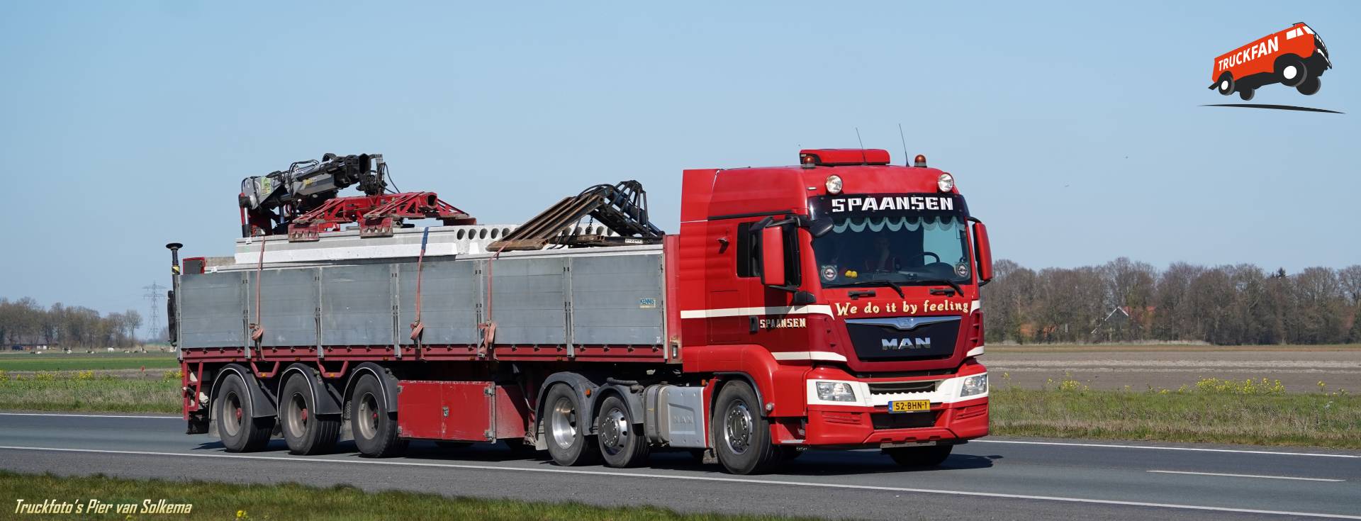 MAN TGX vrachtwagen van Spaansen op A6 Lemsterhop