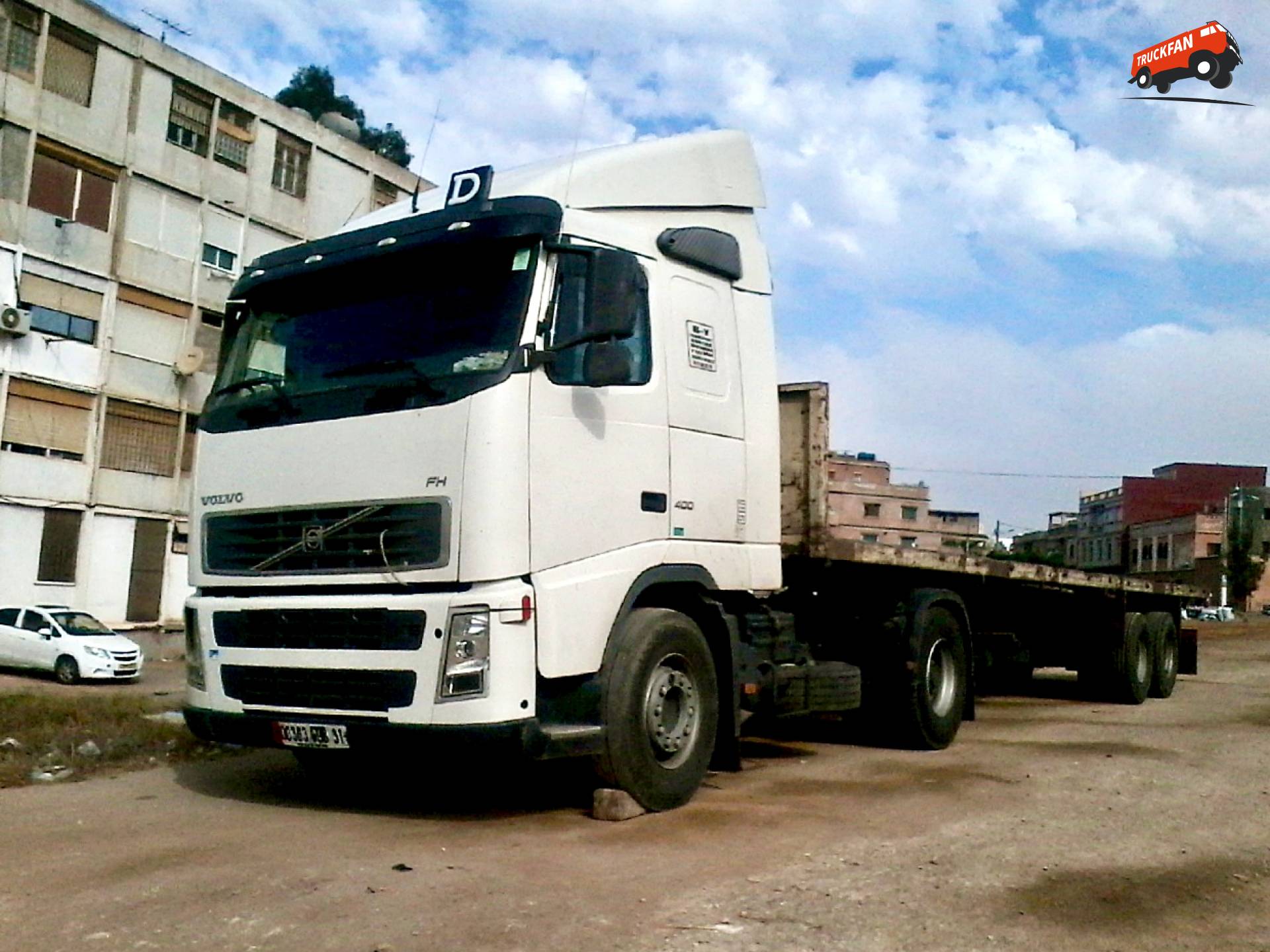 Volvo FH Truck in Algerije, augustus 2017