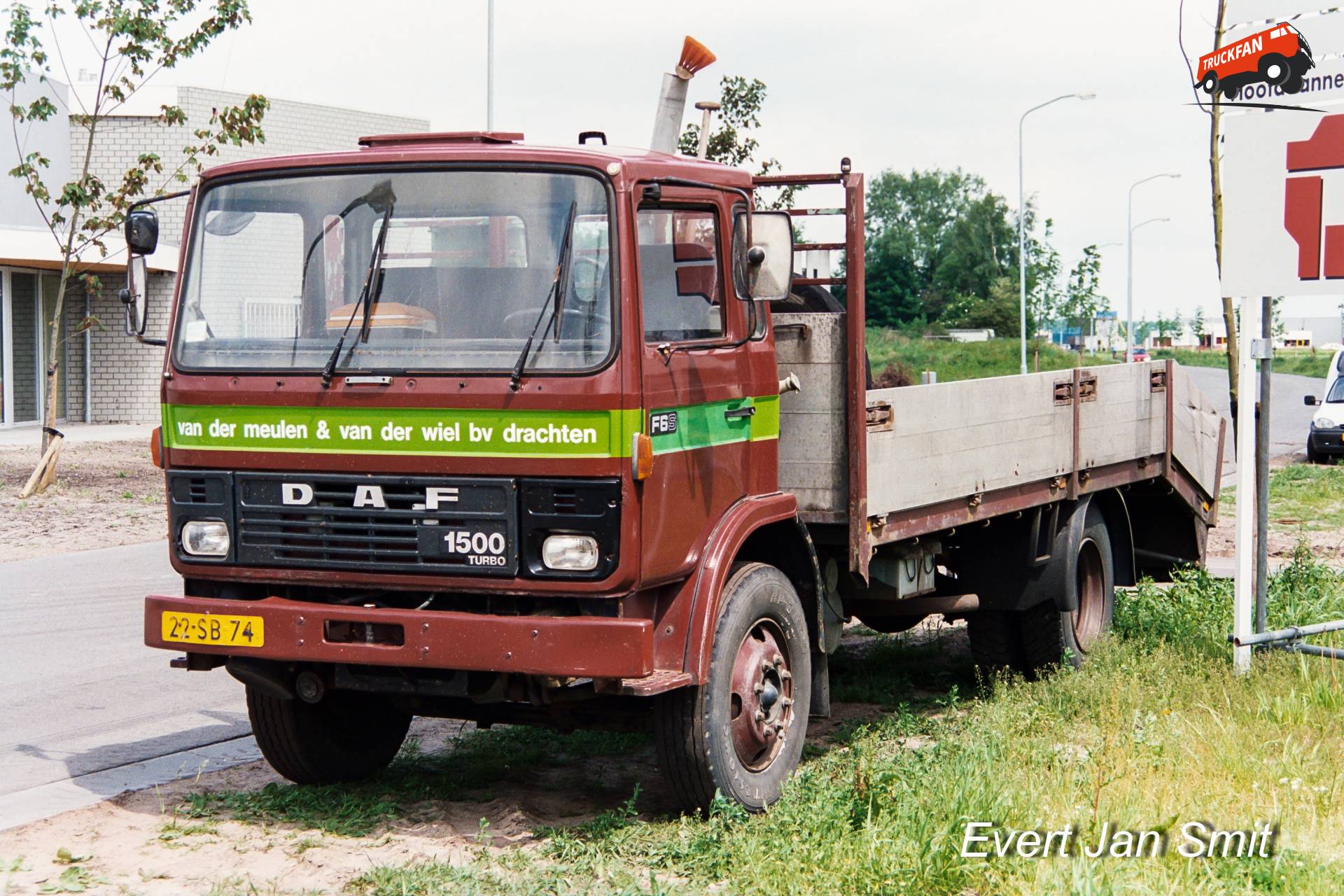 DAF FA1500 truck along Transportweg in Veendam, 1996