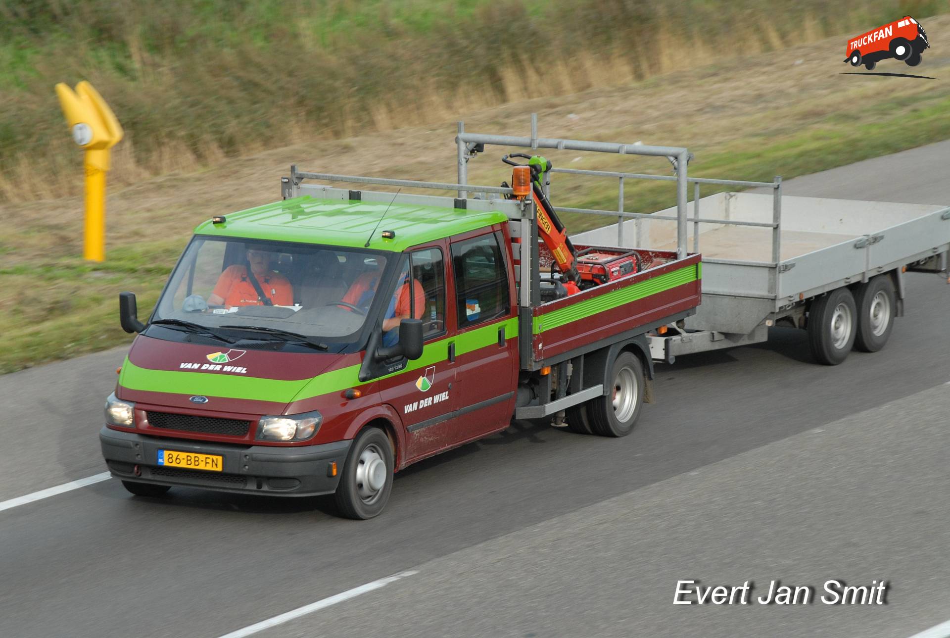 Ford Transit 125T350 met Palfinger kraan