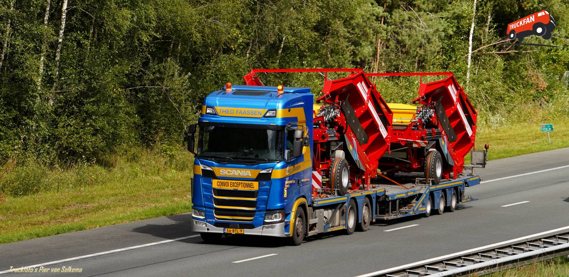Scania 450S vrachtwagen van Theo Faassen