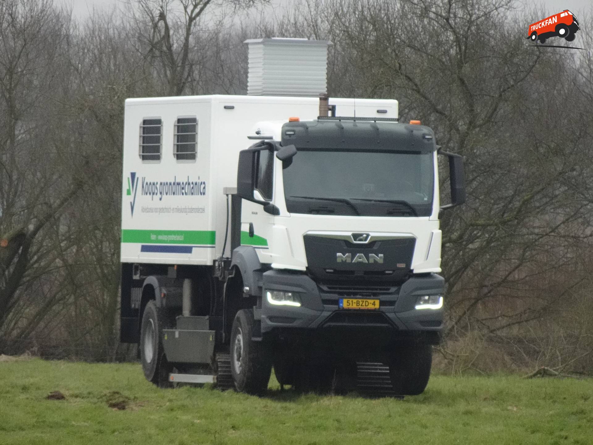 Koops Grondmechanica met MAN TGS sondering in Schouwbroek