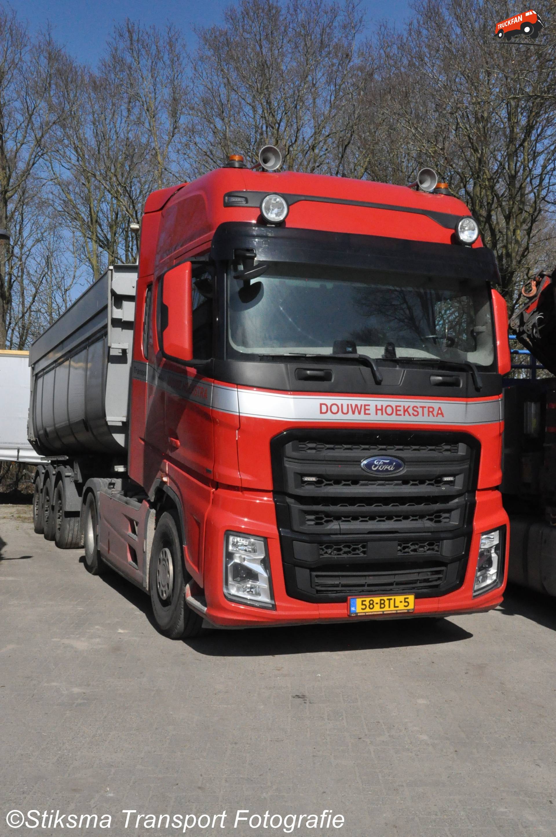 Ford enkelasser van Douwe Hoekstra