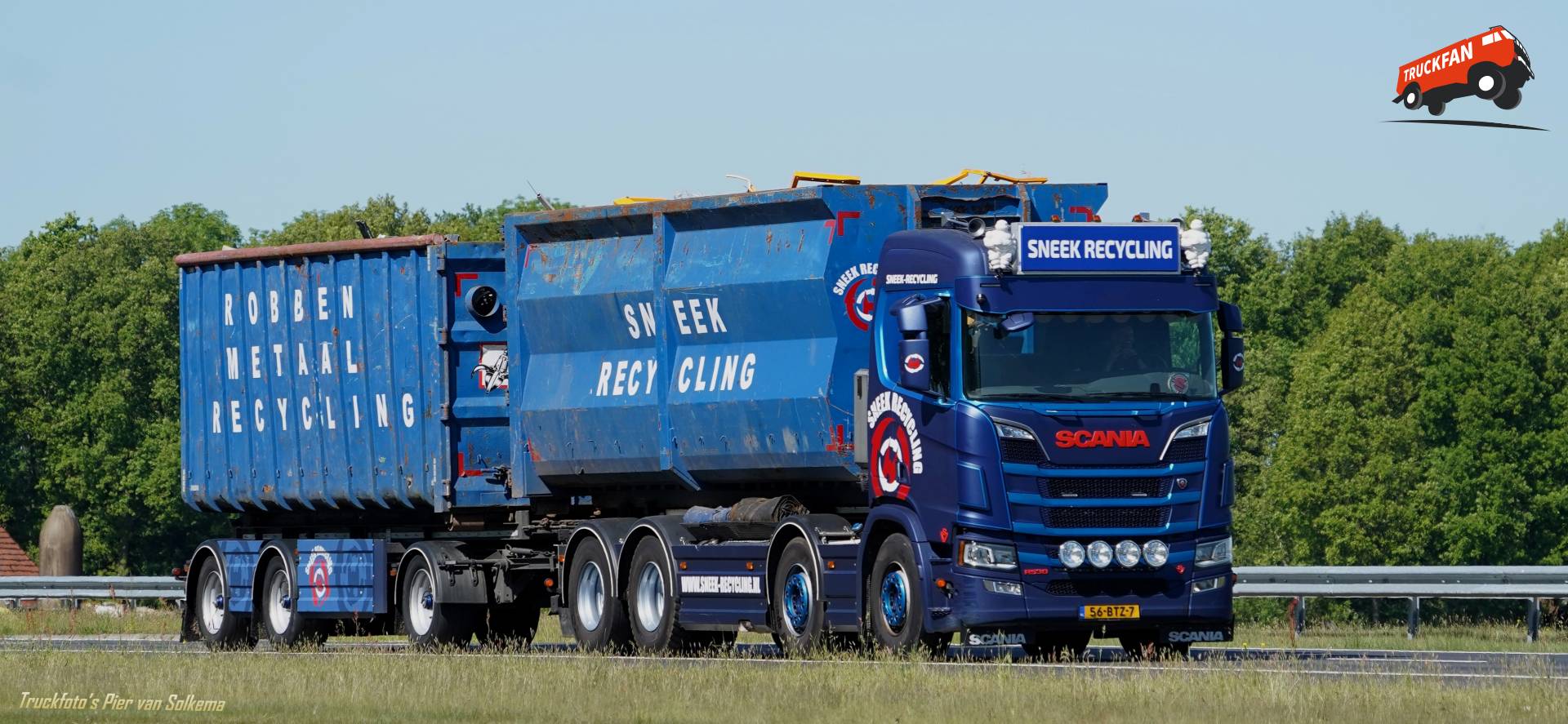 Scania R530 vrachtwagen bij A7 Joure