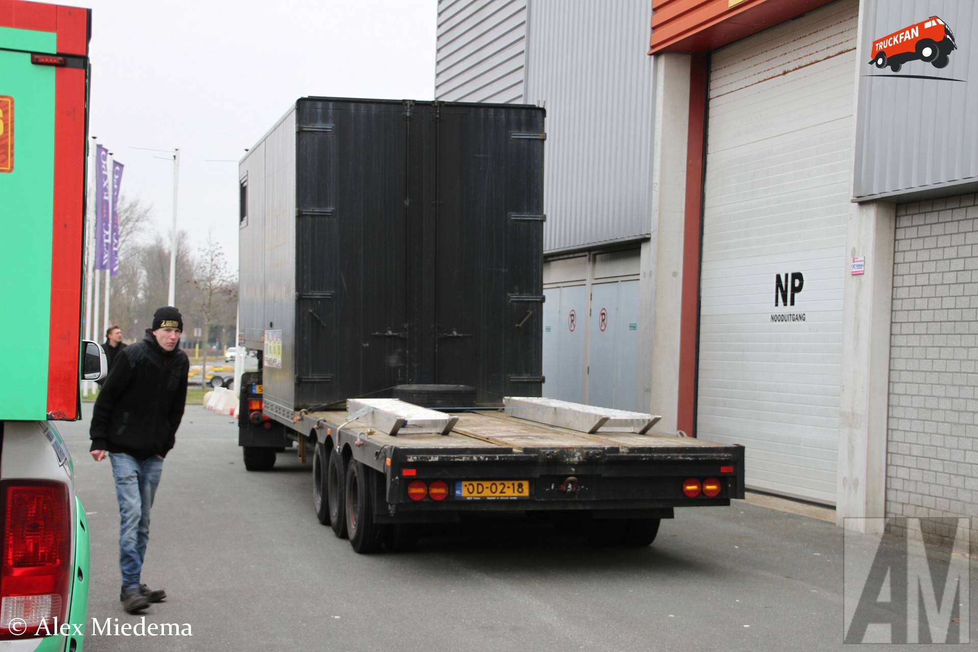 Broshuis E-2190/24 trailer at Racing Expo Leeuwarden