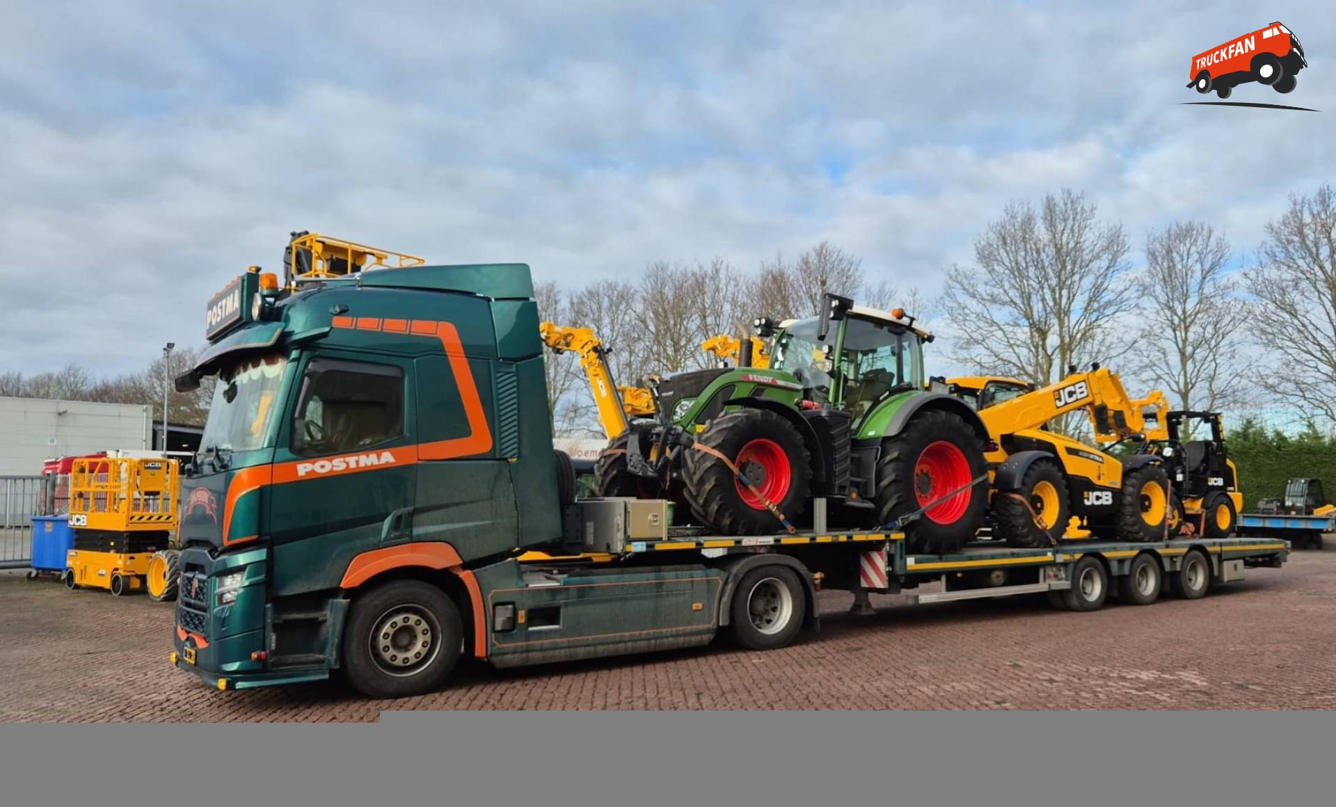 Max Trailer oplegger met FlipTailRamp van Postma