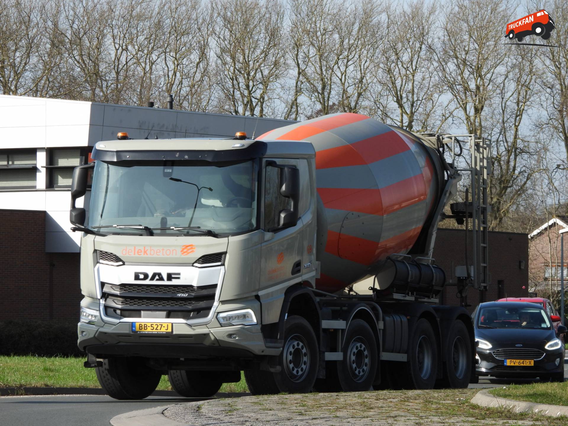DAF XDC truck van de Lek beton in Schoonhoven