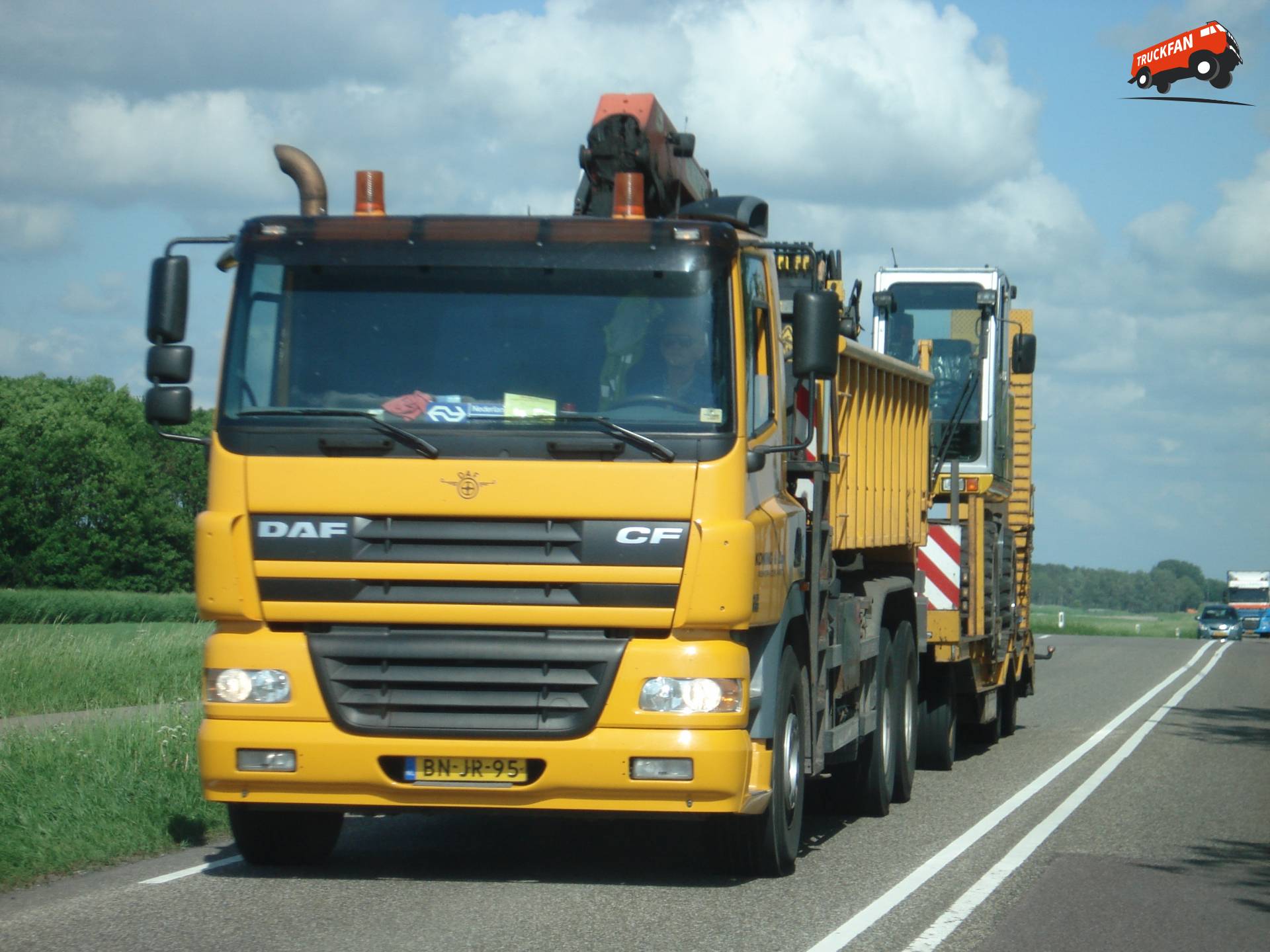 DAF CF85 truck van het bedrijf Koning