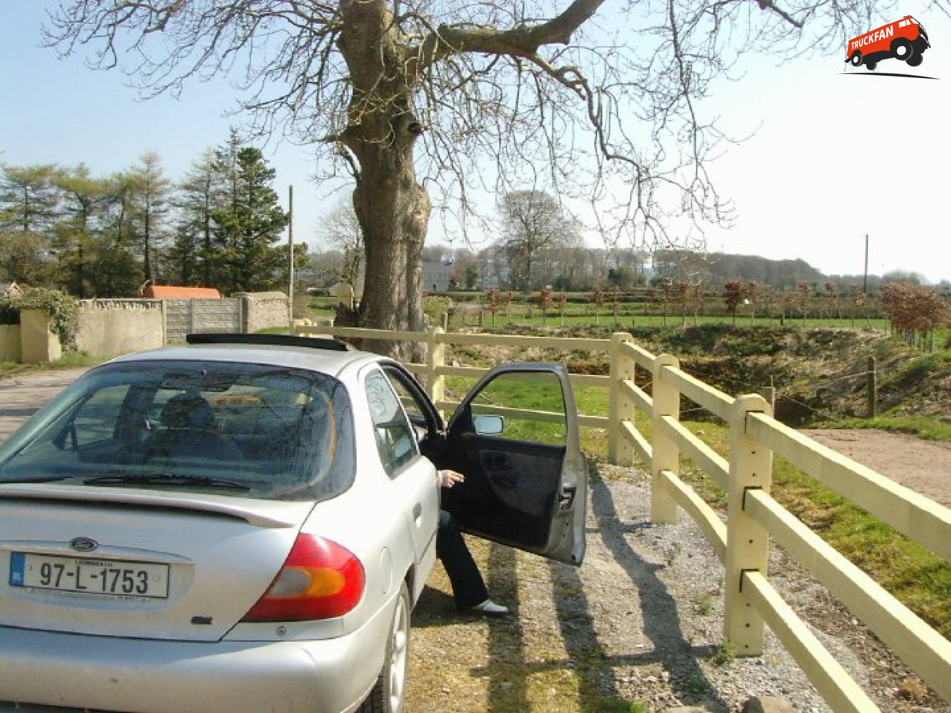 Ford Mondeo met schuifdak