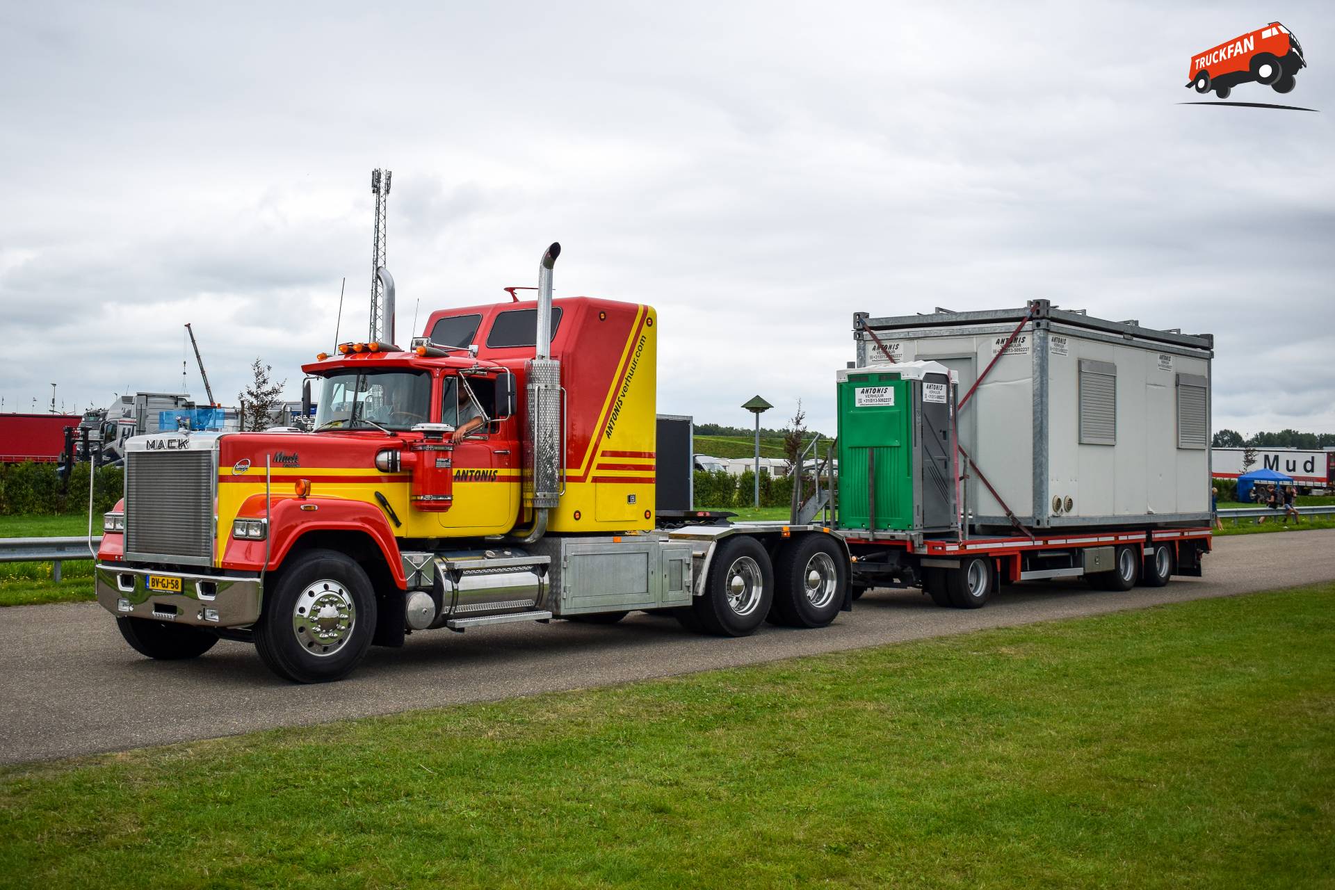 Mack RW613 Antonis Verhuur Goirle