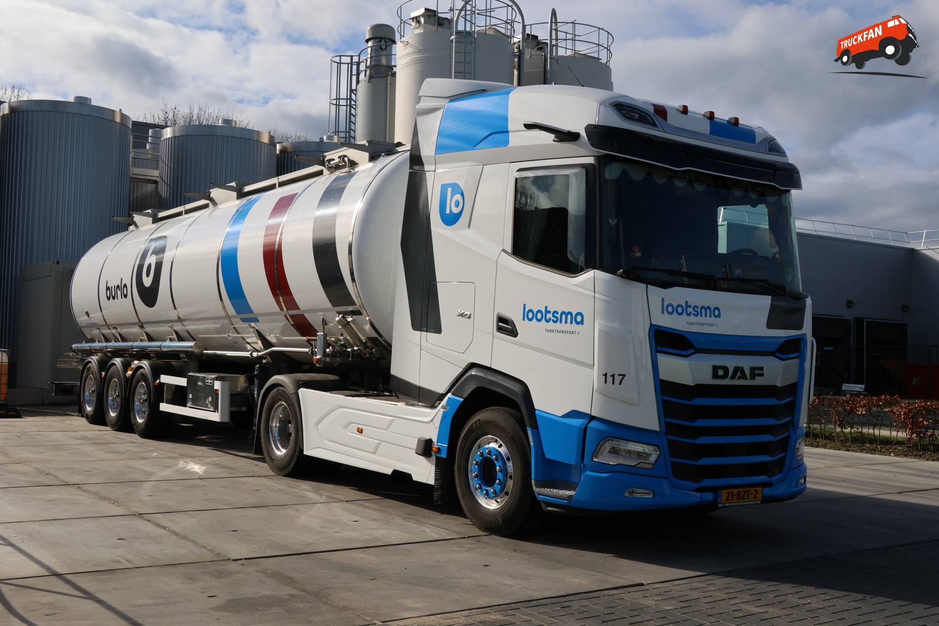 DAF XG truck bij Transport- en Opslagbedrijf A. Lootsma B.V.