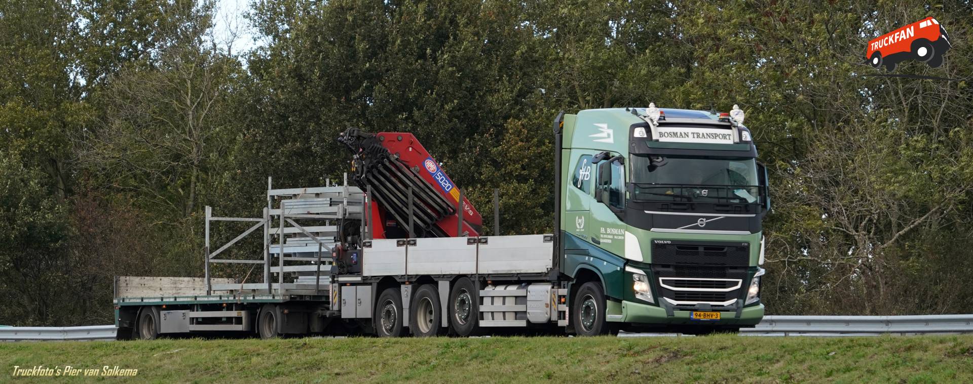 Volvo FH4 vrachtwagen bij A7 Sneek