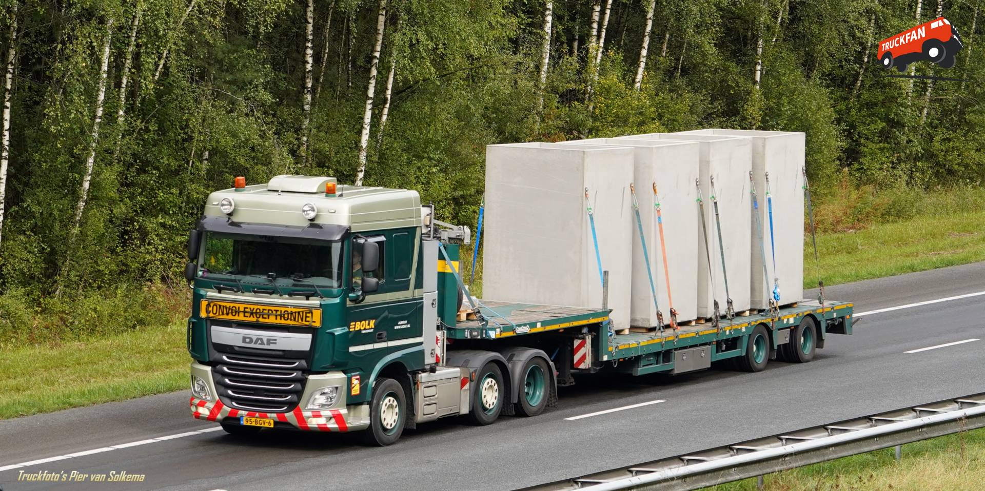 DAF XF vrachtwagen van bedrijf Bolk