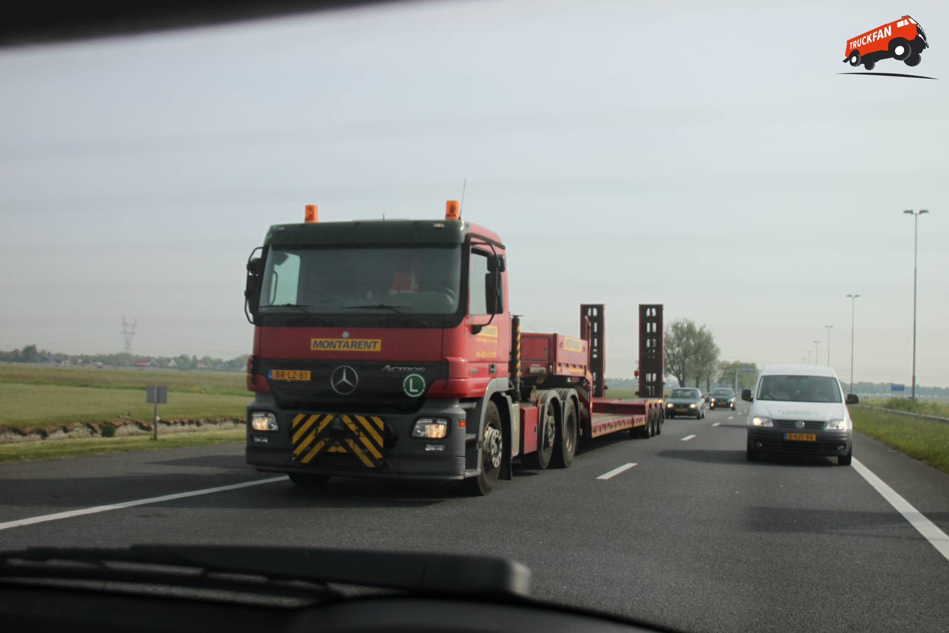 Mercedes-Benz Actros truck van Montarent