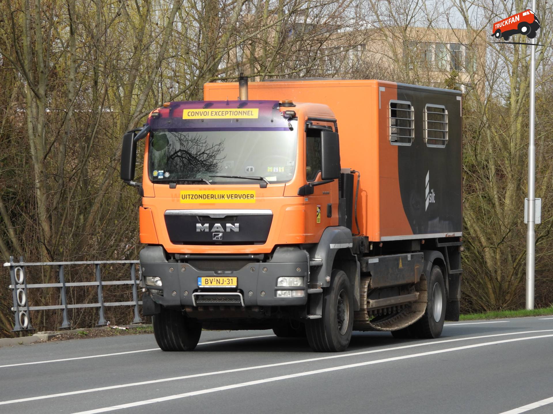 MAN TGS 18.360 4X4 BB vrachtwagen uit 2008