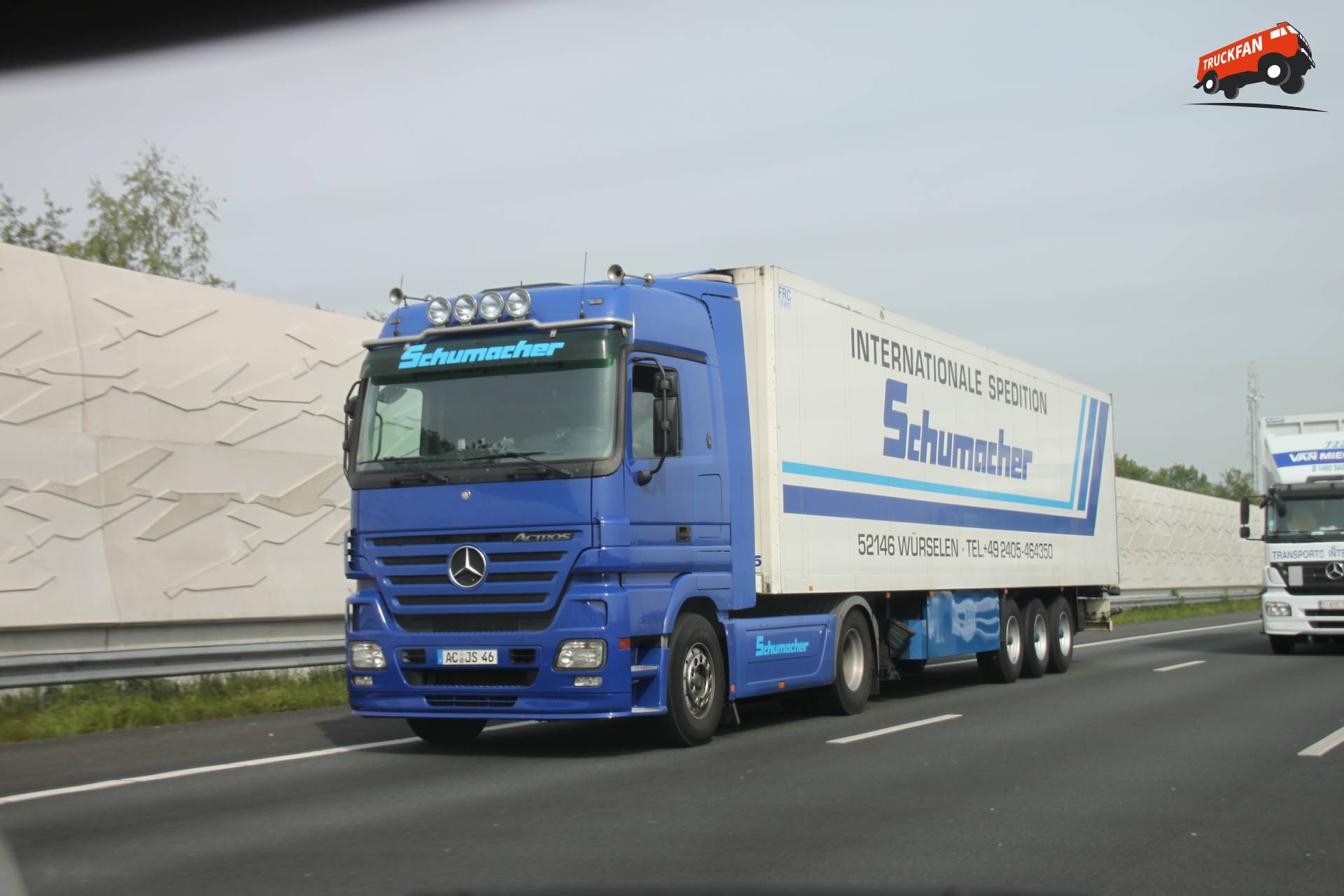 Mercedes-Benz Actros vrachtwagen van Schumacher