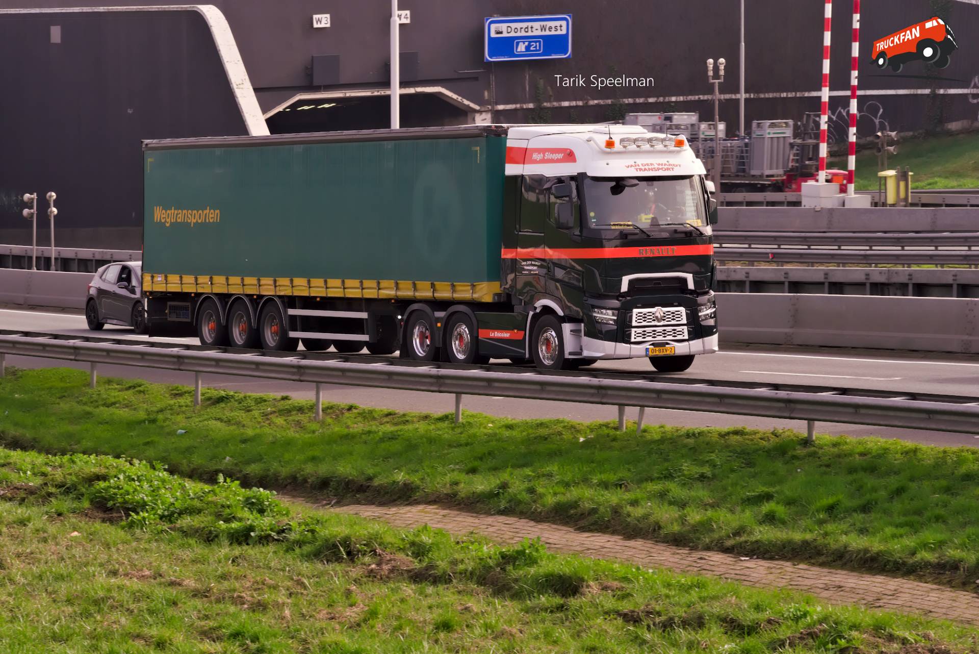 Renault T Evolution vrachtwagen van Van der Wardt