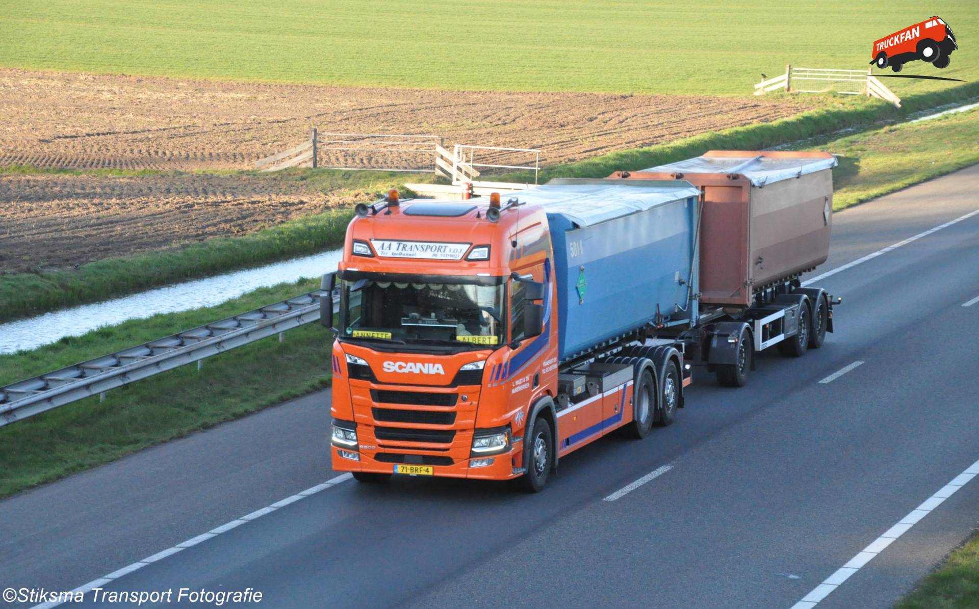 Scania R500 vrachtwagen van AA Transport