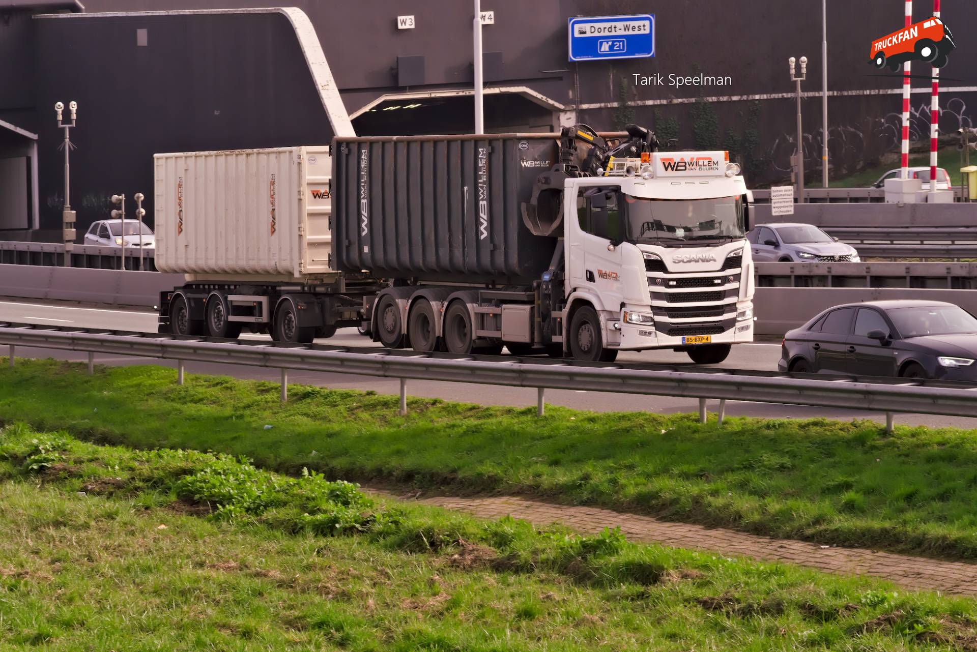 Scania R530 vrachtwagen met kenteken 85-BXP-4