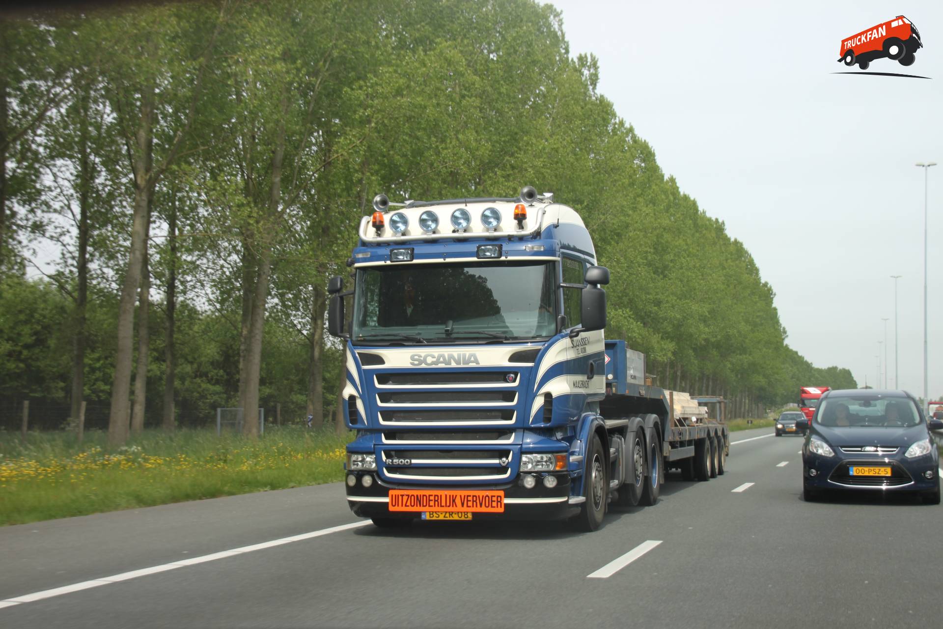 Scania R500 vrachtwagen van S Janssen