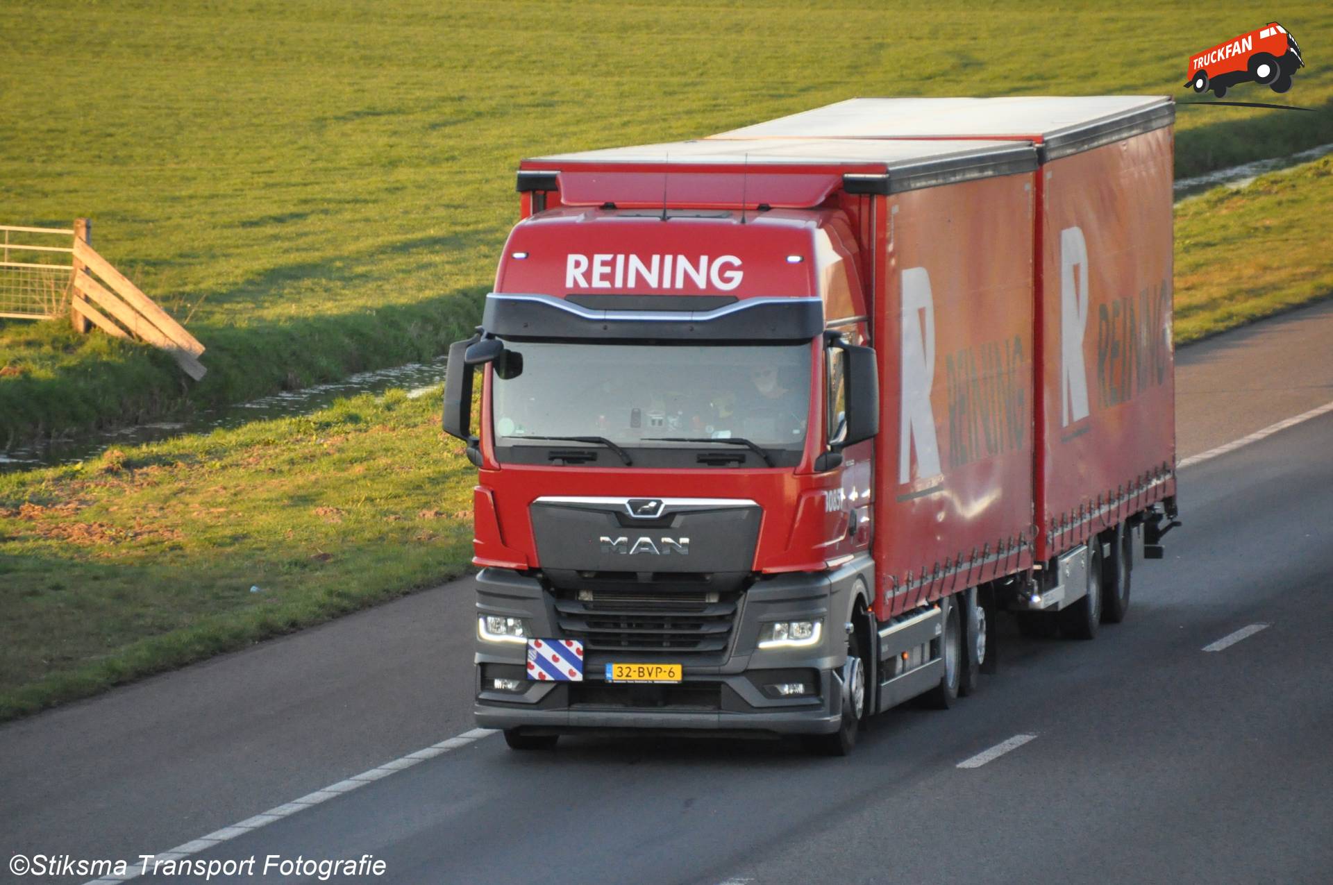 MAN TGX vrachtwagen van Reining Transport