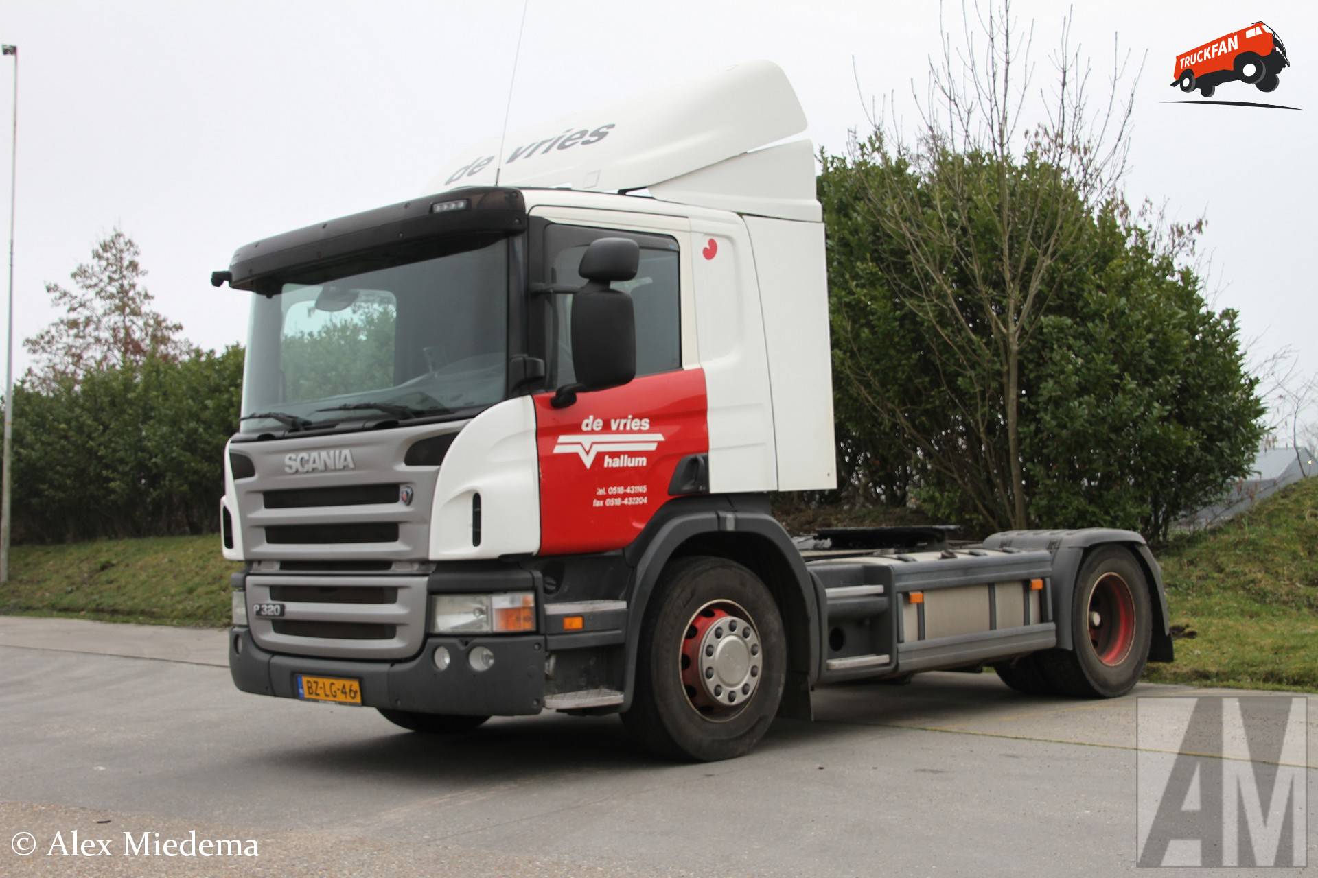 Scania P320 van De Vries