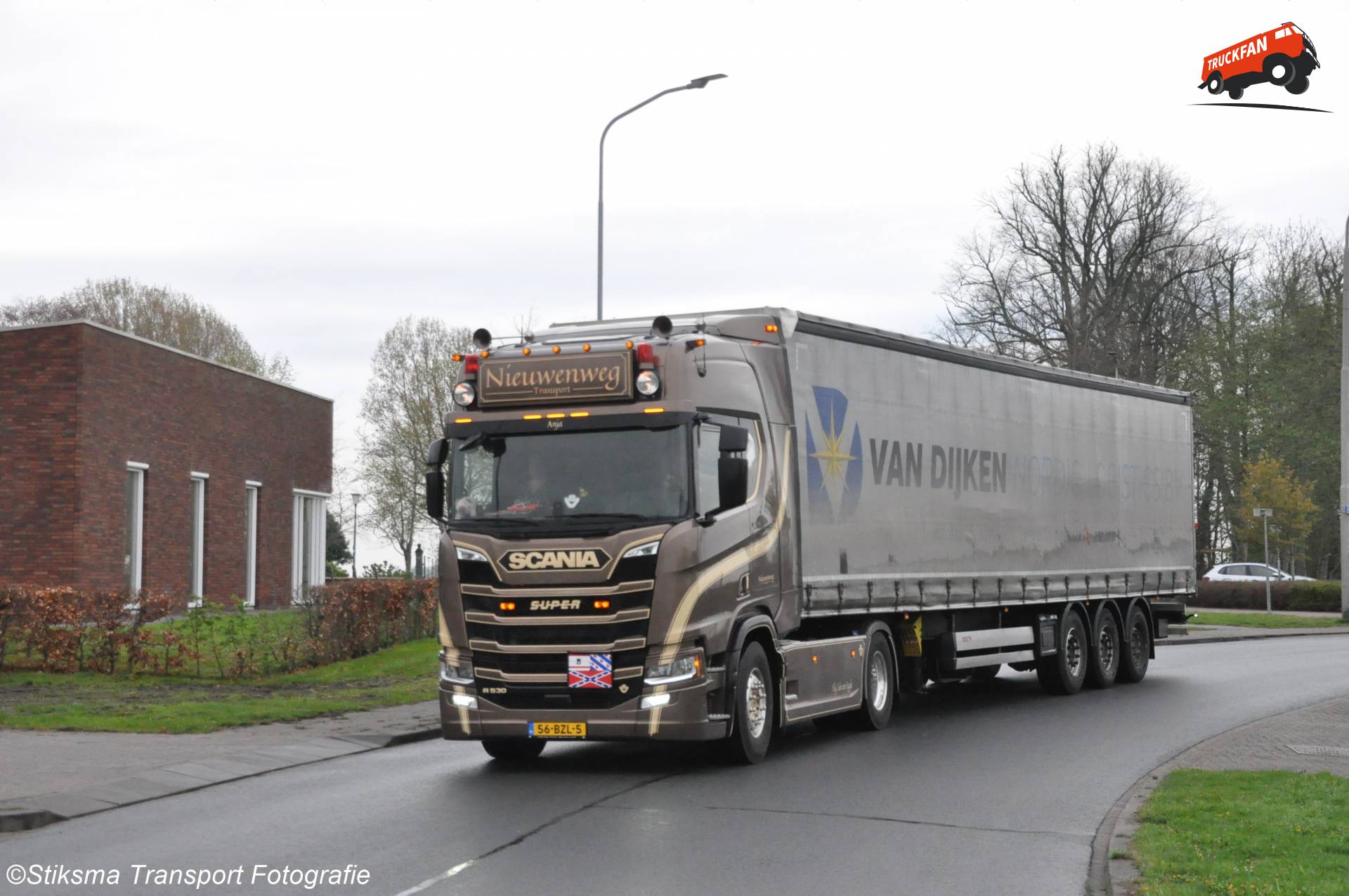 Scania R530 vrachtwagen van Nieuwenweg Transport