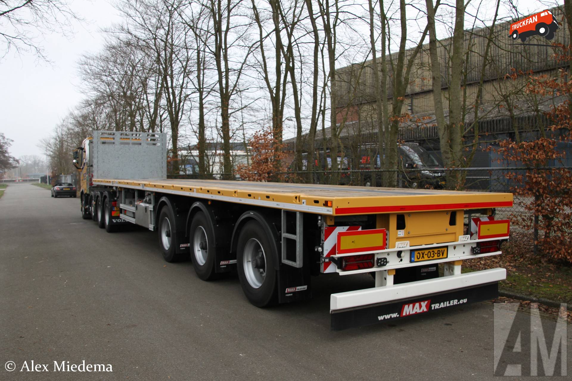 Max 210 van KTF