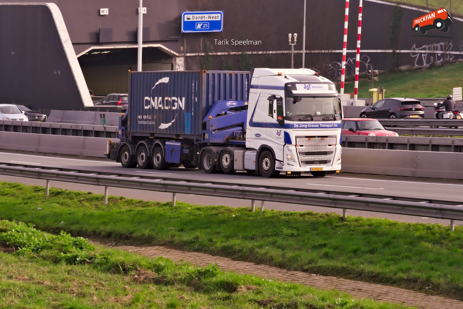 Volvo FH 5th Gen vrachtwagen met kenteken 83-BSH-5