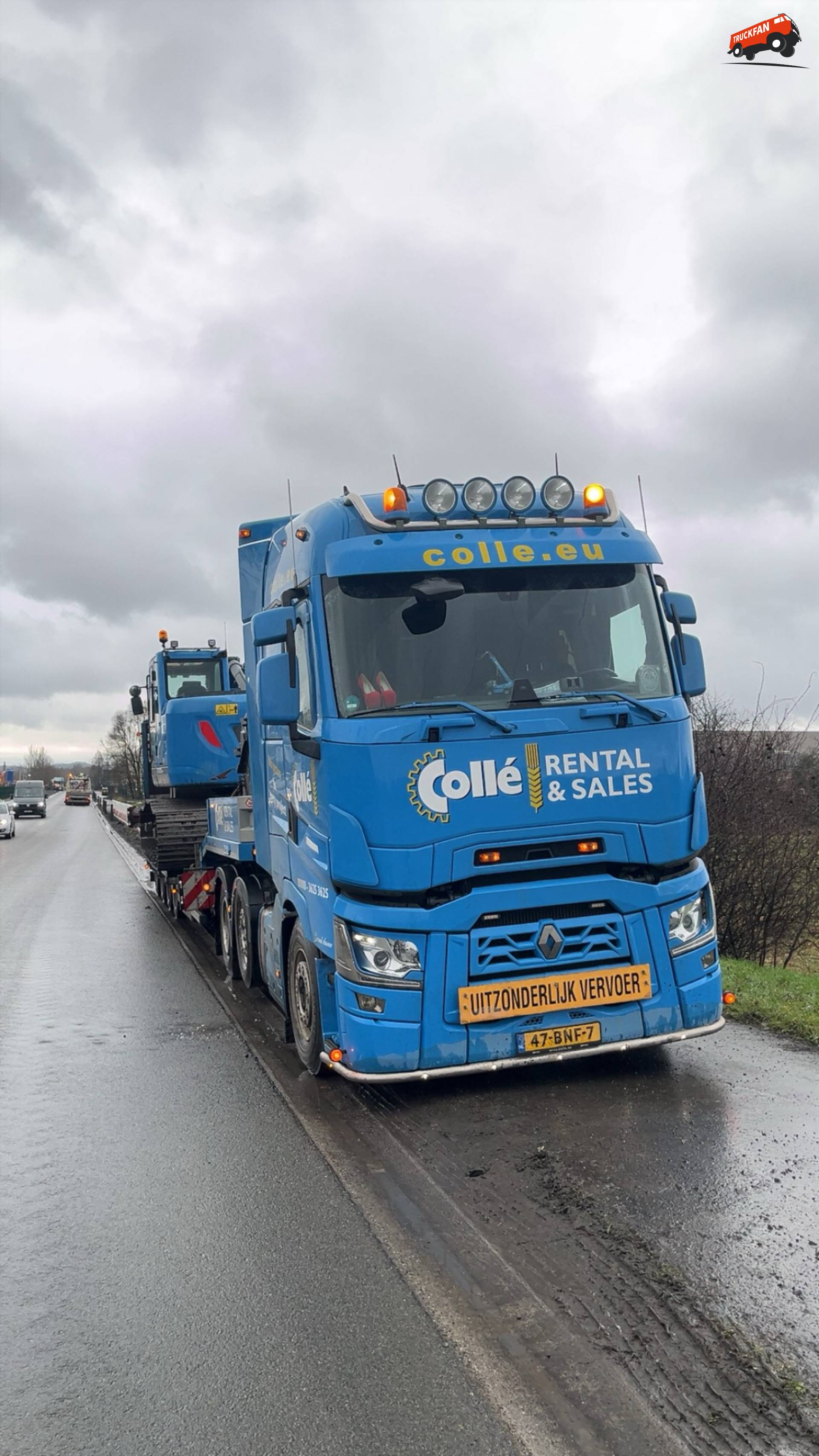 Vies voertuig op de bouwplaats