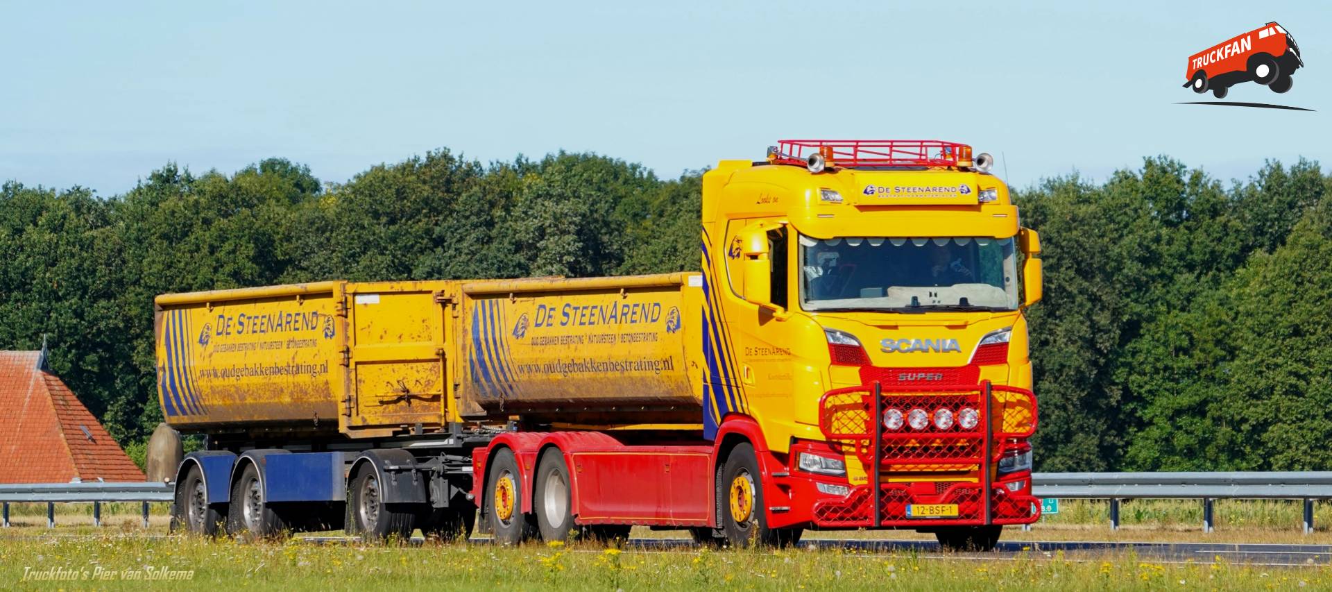 Scania S650 vrachtwagen bij A7 Joure