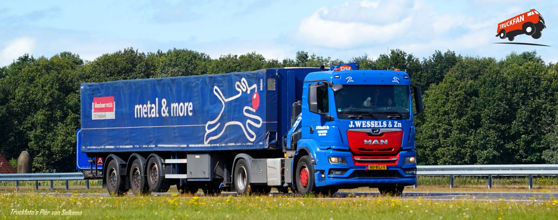 MAN TGS vrachtwagen op A7 bij Joure