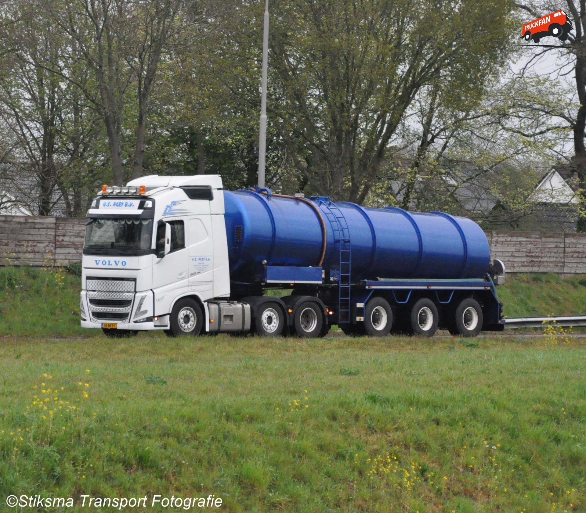Volvo FH Mest Transport Truck van H.S. Agri B.V.