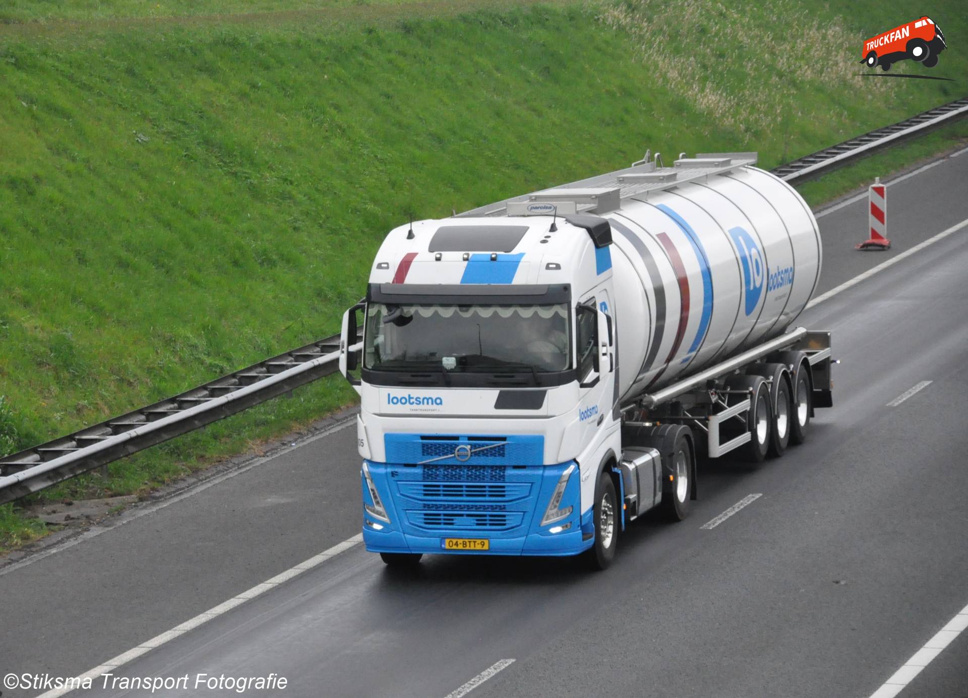 Volvo FH vrachtwagen van Lootsma Tanktransport