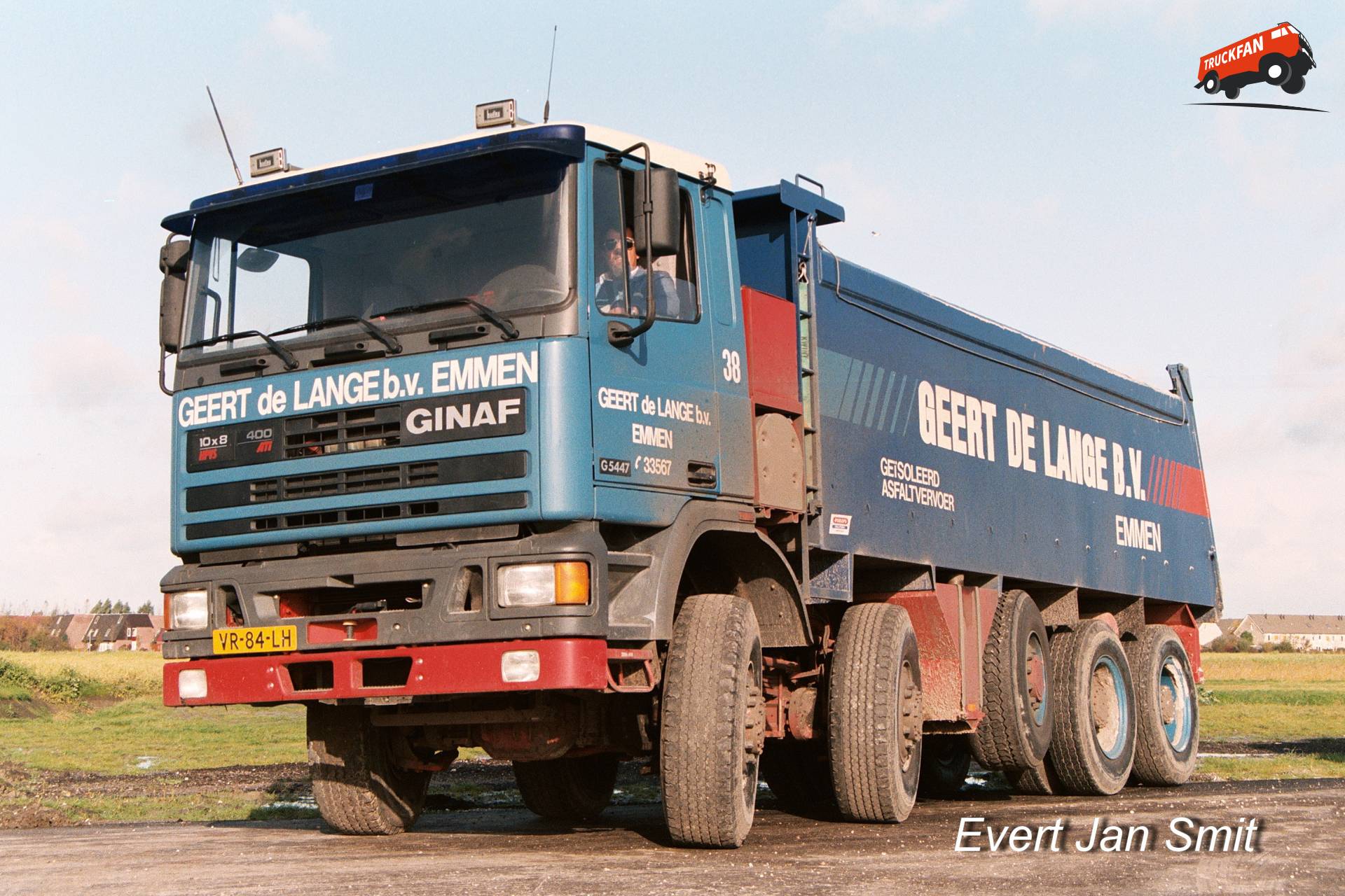 Nieuwe auto 38 van Geert de Lange