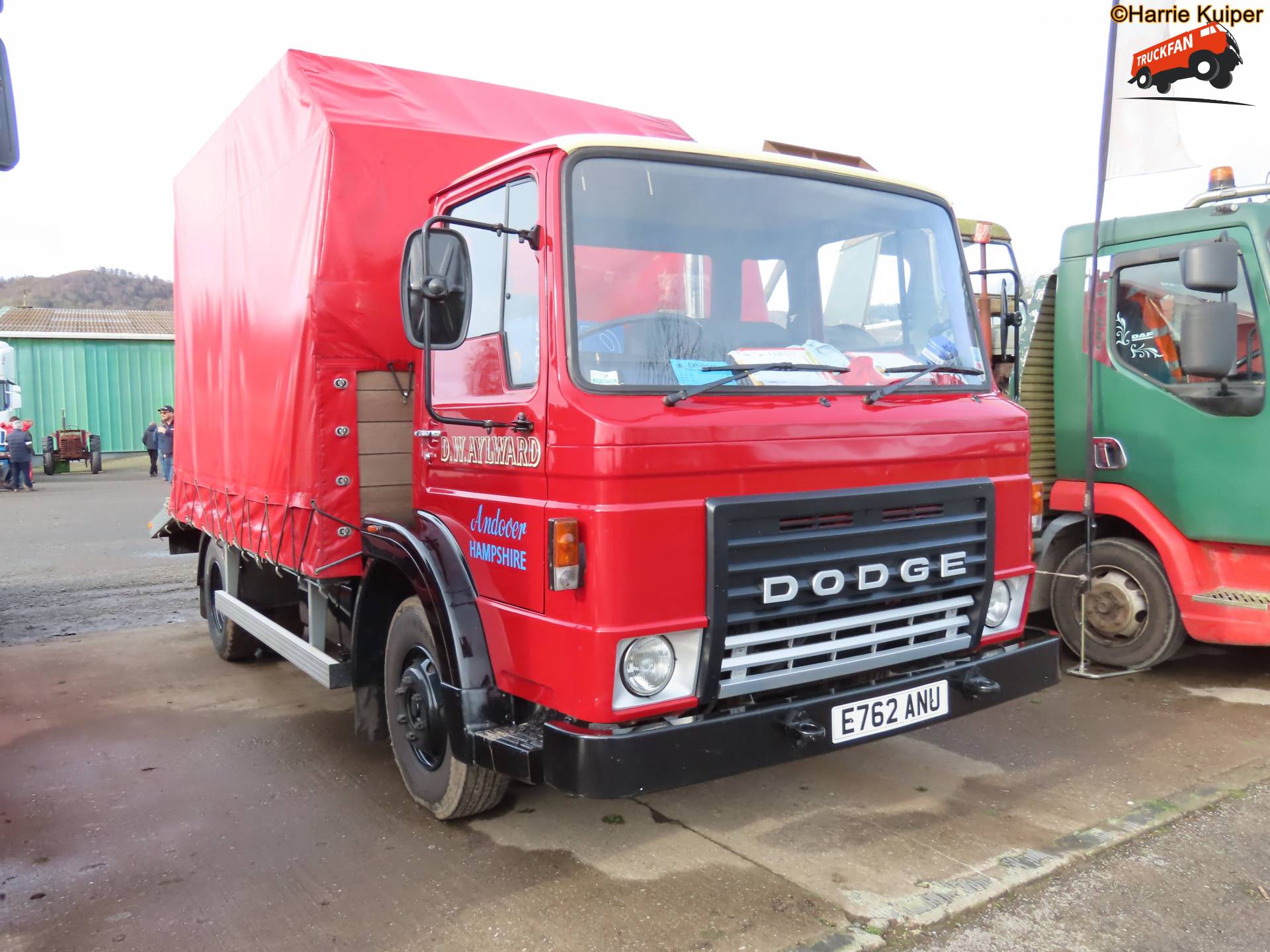 Onbekende Dodge machine op landbouwtentoonstelling