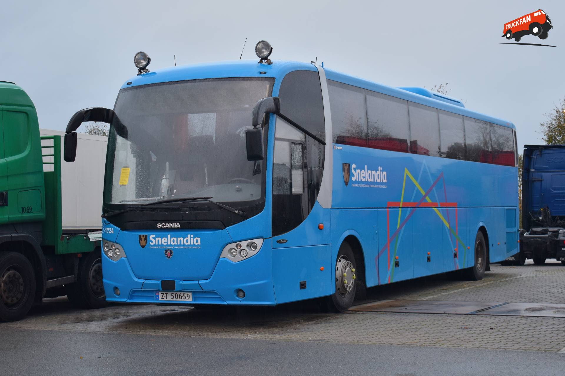 Scania OmniExpress Snelandia (N) nu Blauw's Reizen Ter-Apel