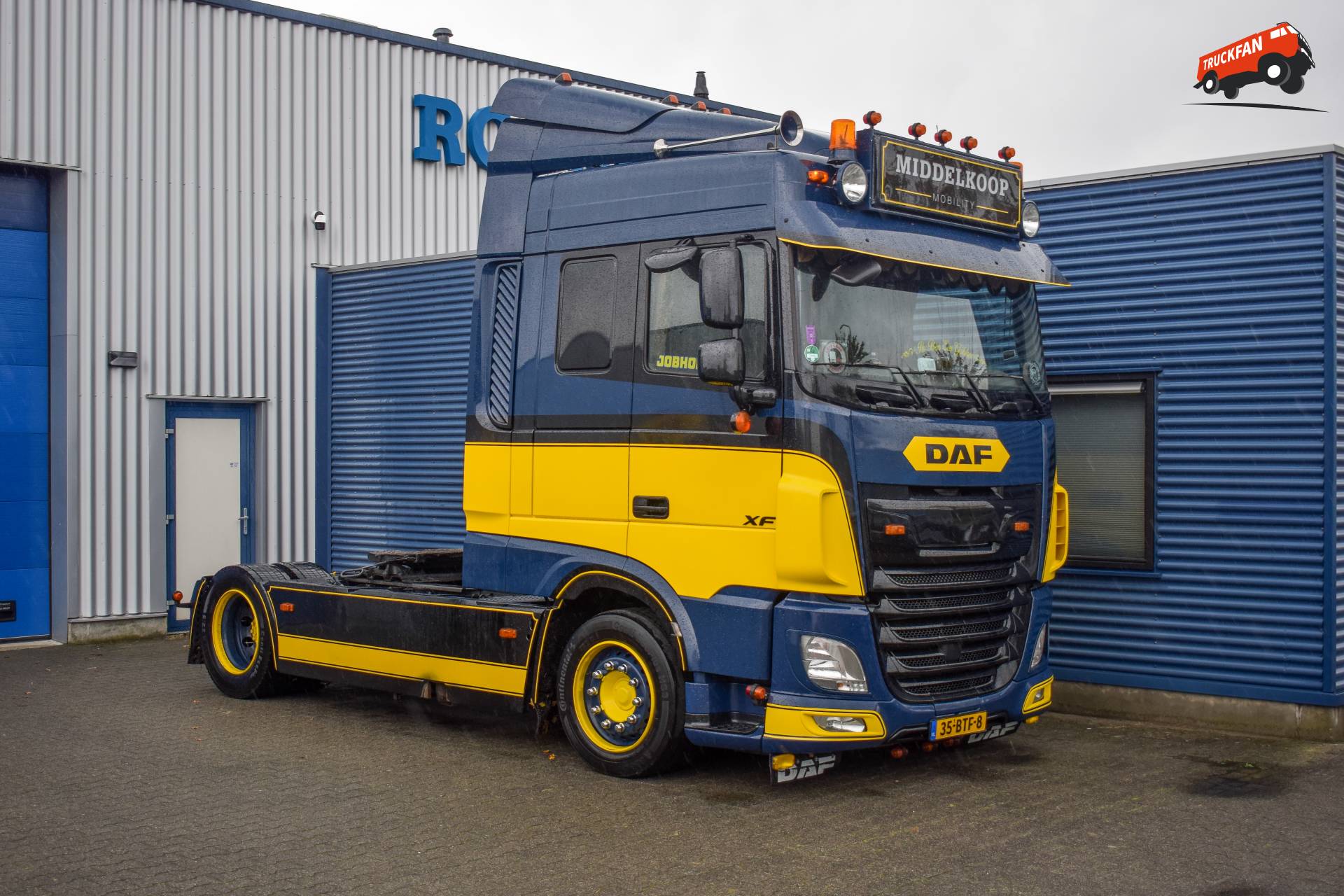 DAF XF Euro 6 Truck at Middelkoop Mobility