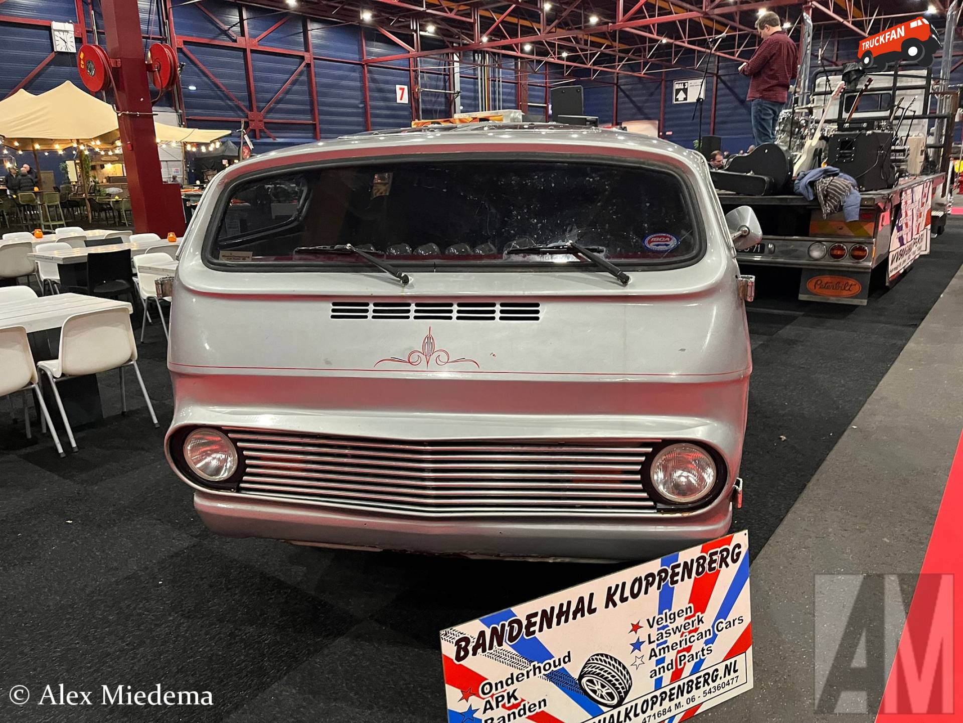 GMC Rallywagon 1969 op Racing Expo Leeuwarden